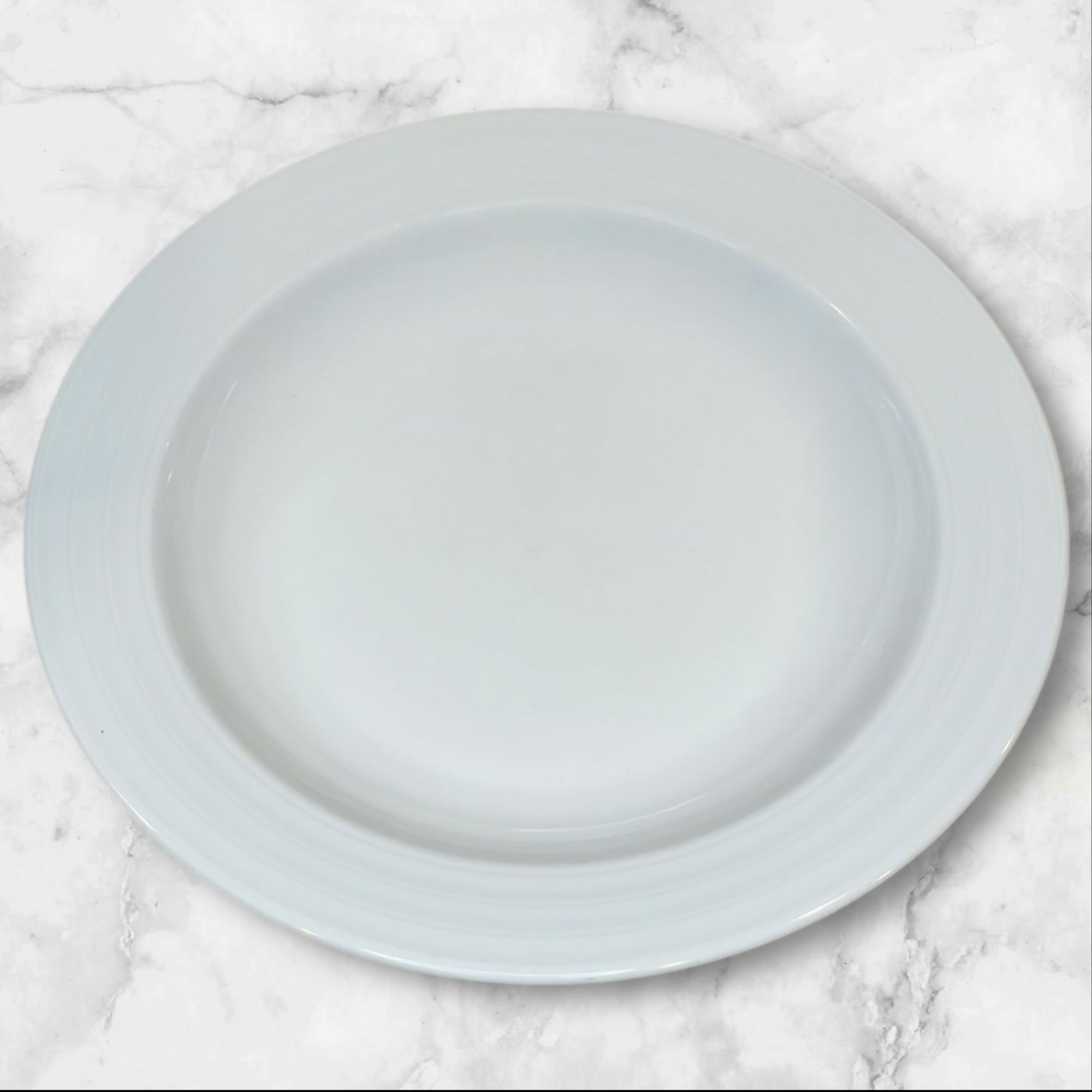 Crate & Barrel Roulette White Low Bowls | Set of 5 | Excellent Condition