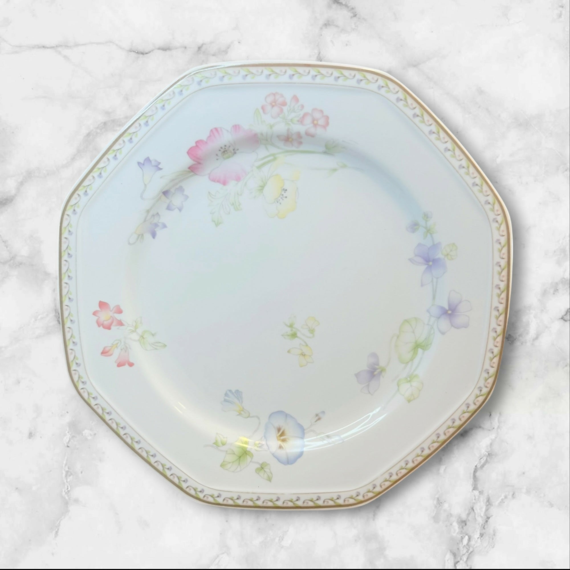 Christopher Stuart Bonaire Dinner Plates Set of 4 | Floral China | Gently Used
