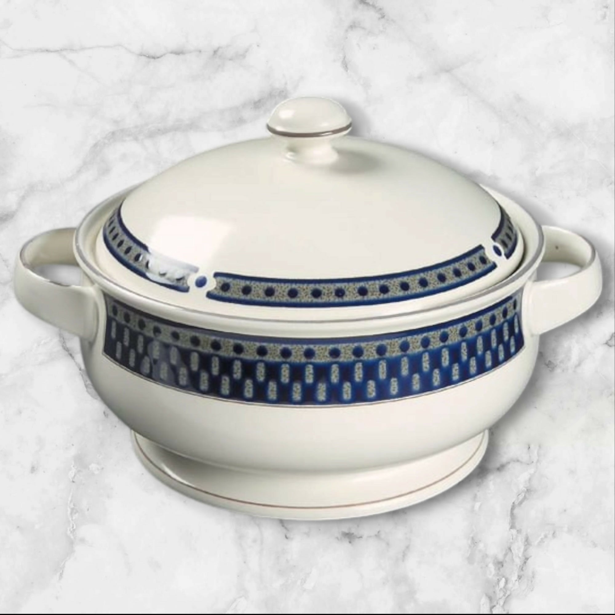 Mikasa Aztec Blue Covered Casserole Dish | Excellent Condition | 2 Qt