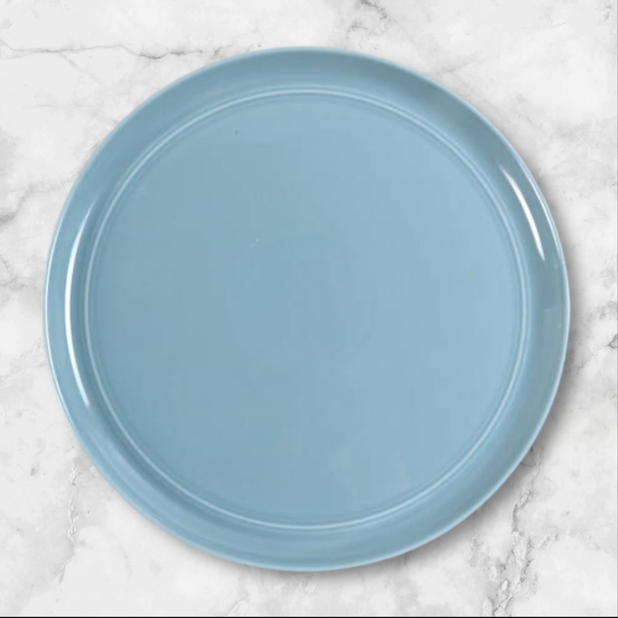 Crate & Barrel Hue Blue Dinner Plates | Set of 6 | Good Condition