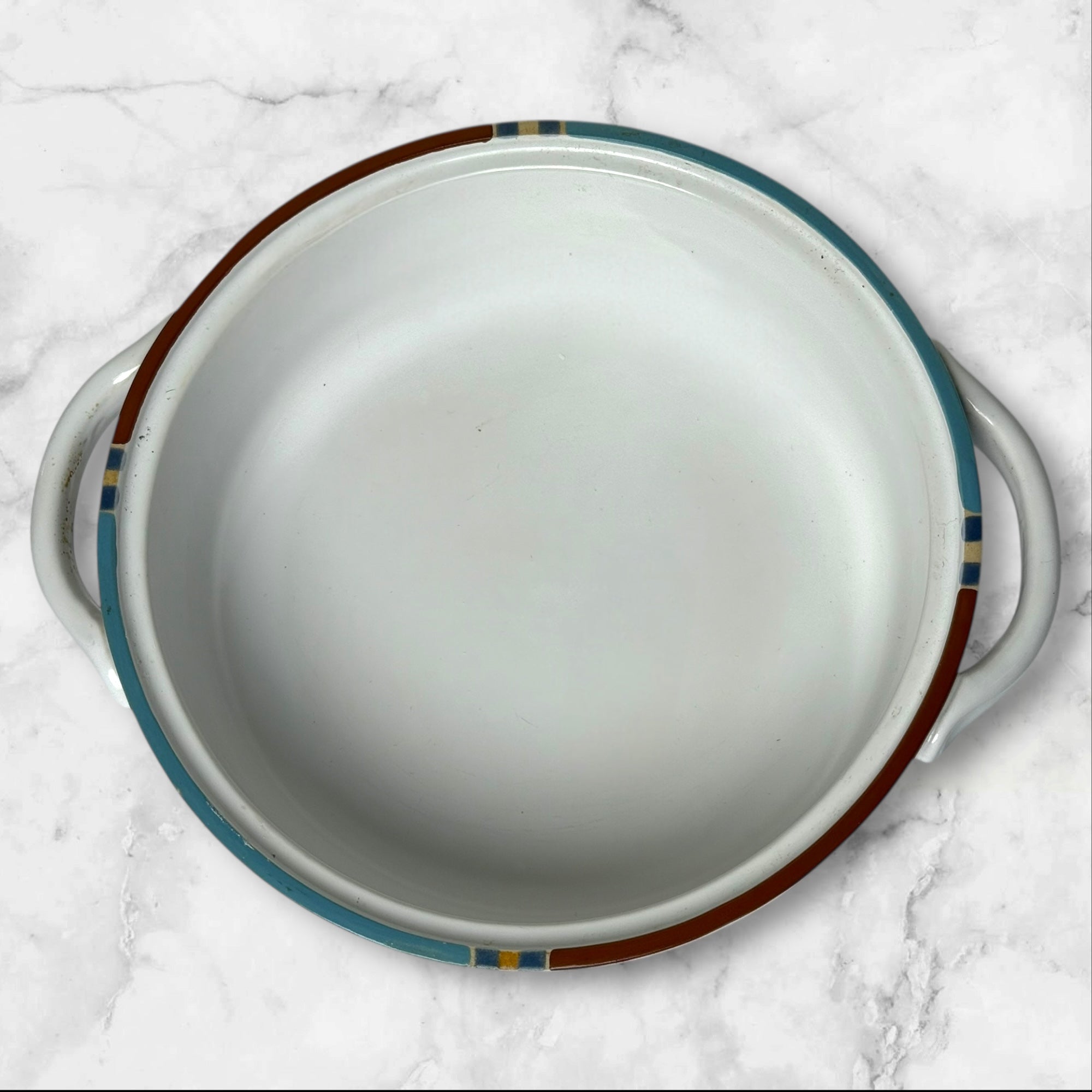 Dansk Mesa White Sand Covered Casserole | 2 Qt Round | Excellent Condition