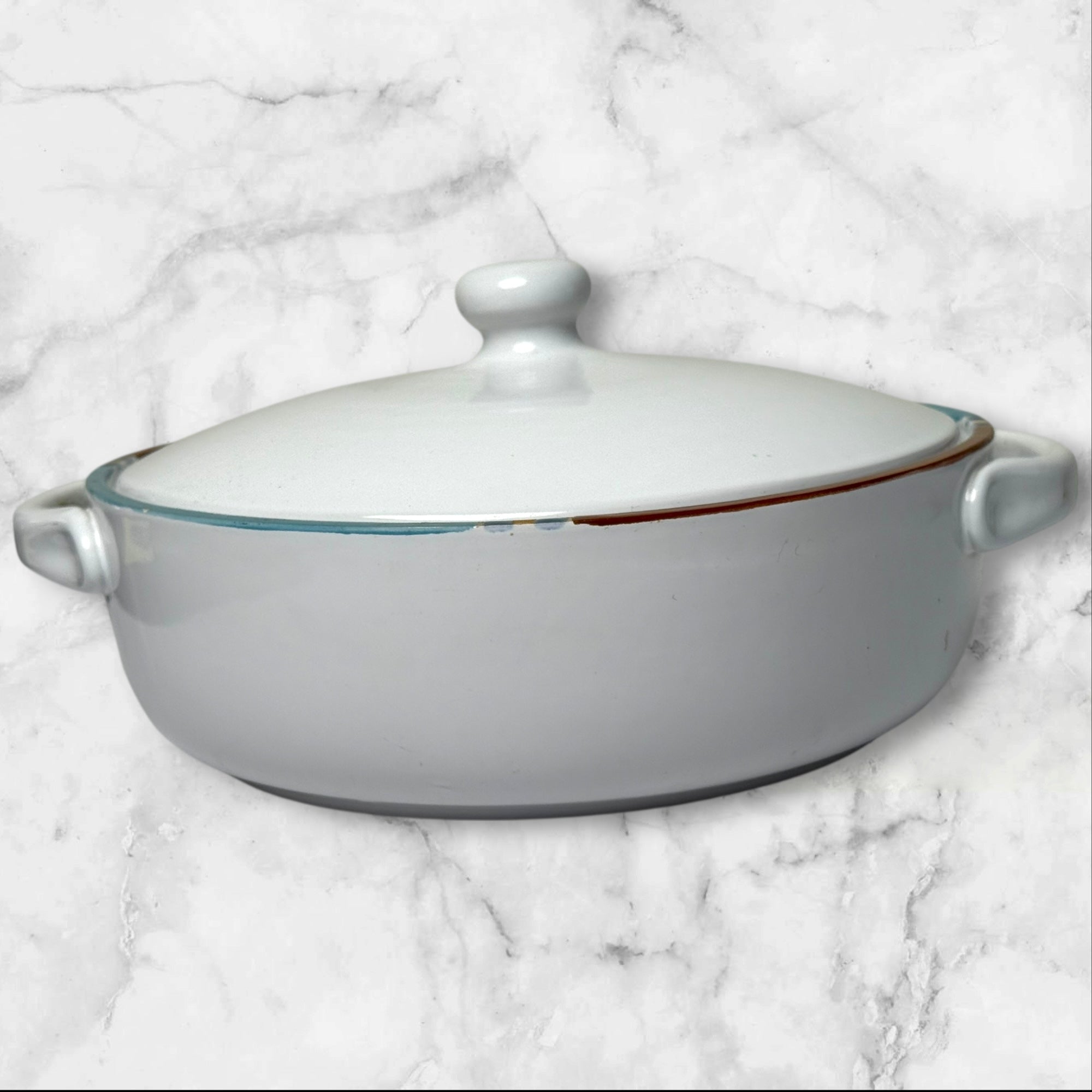 Dansk Mesa White Sand Covered Casserole | 2 Qt Round | Excellent Condition