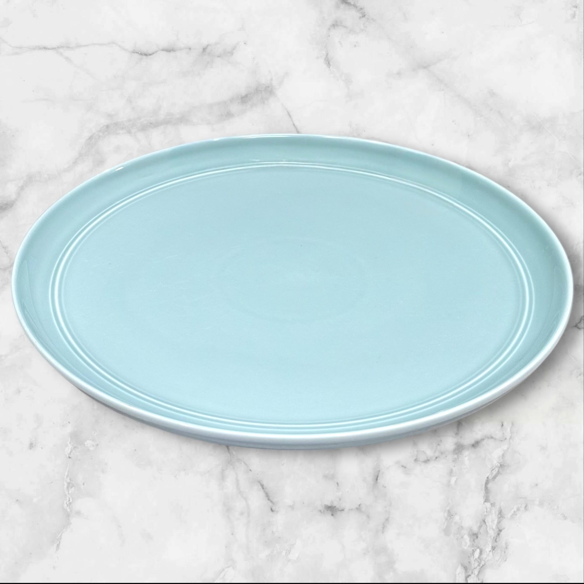 Crate & Barrel Hue Blue Dinner Plates | Set of 6 | Good Condition