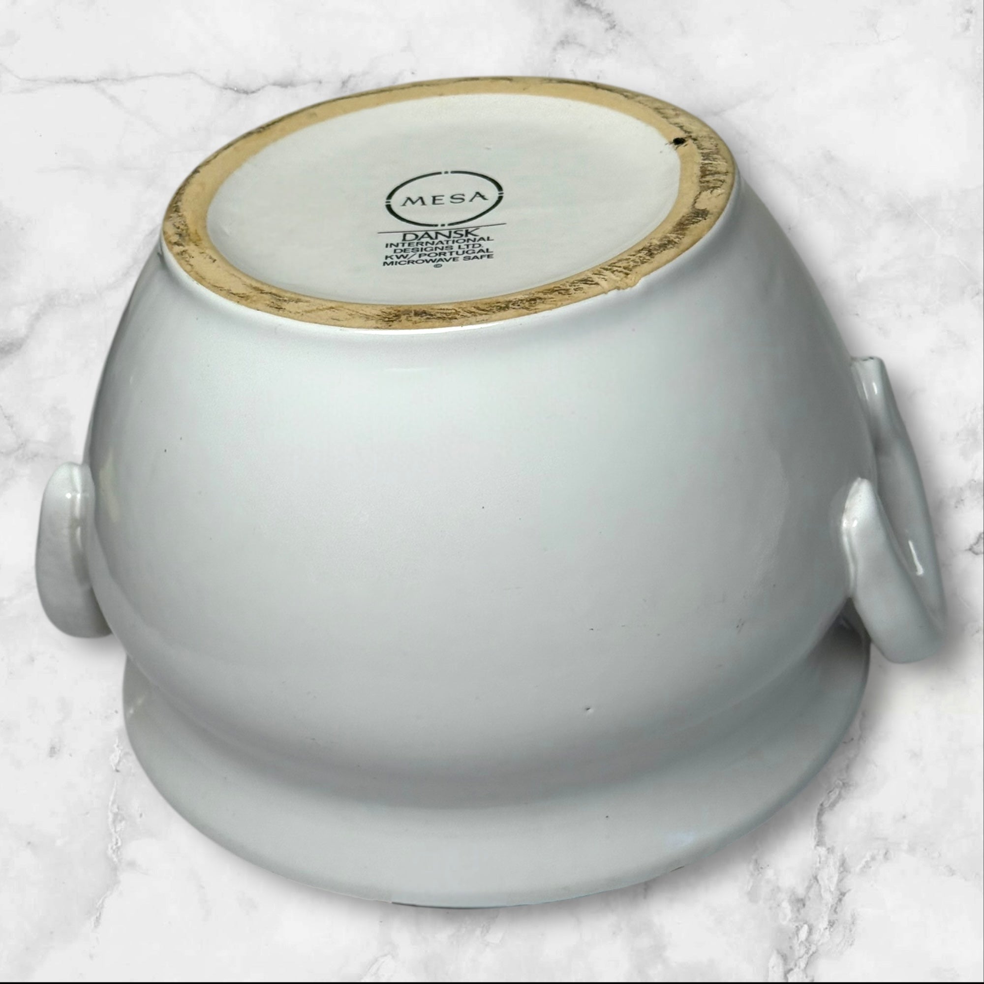 Dansk Mesa White Sand Tureen with Lid | 8 3/8” | Excellent Condition