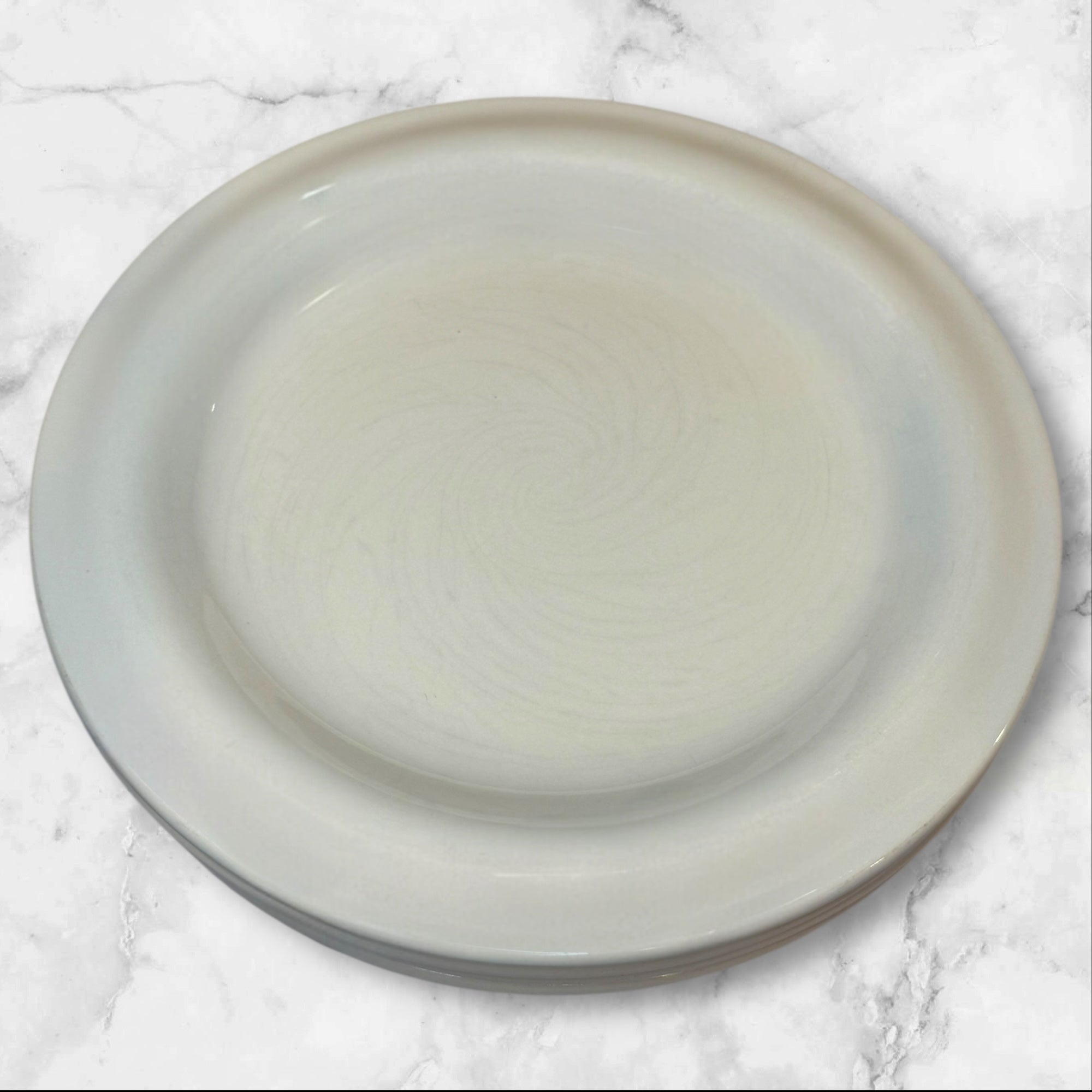 Crate & Barrel Gallery Parchment Dinner Plates | Set of 4 | 11.25″ | Vintage