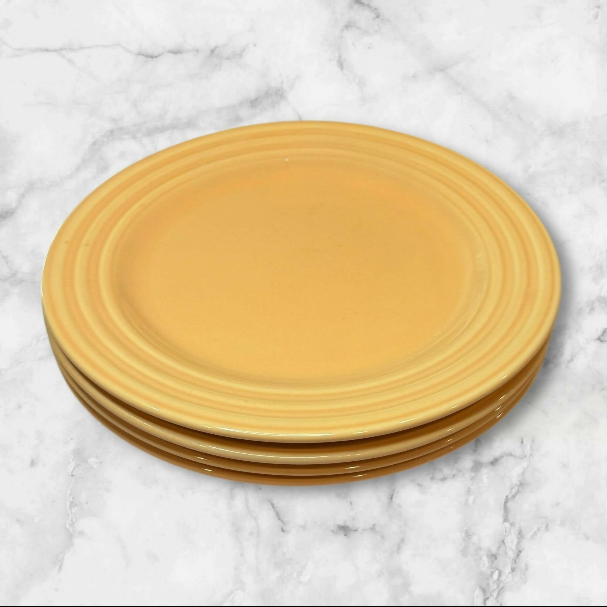 Pier 1 New Essentials Butter Dinner Plates | Set of 4 | Great Condition