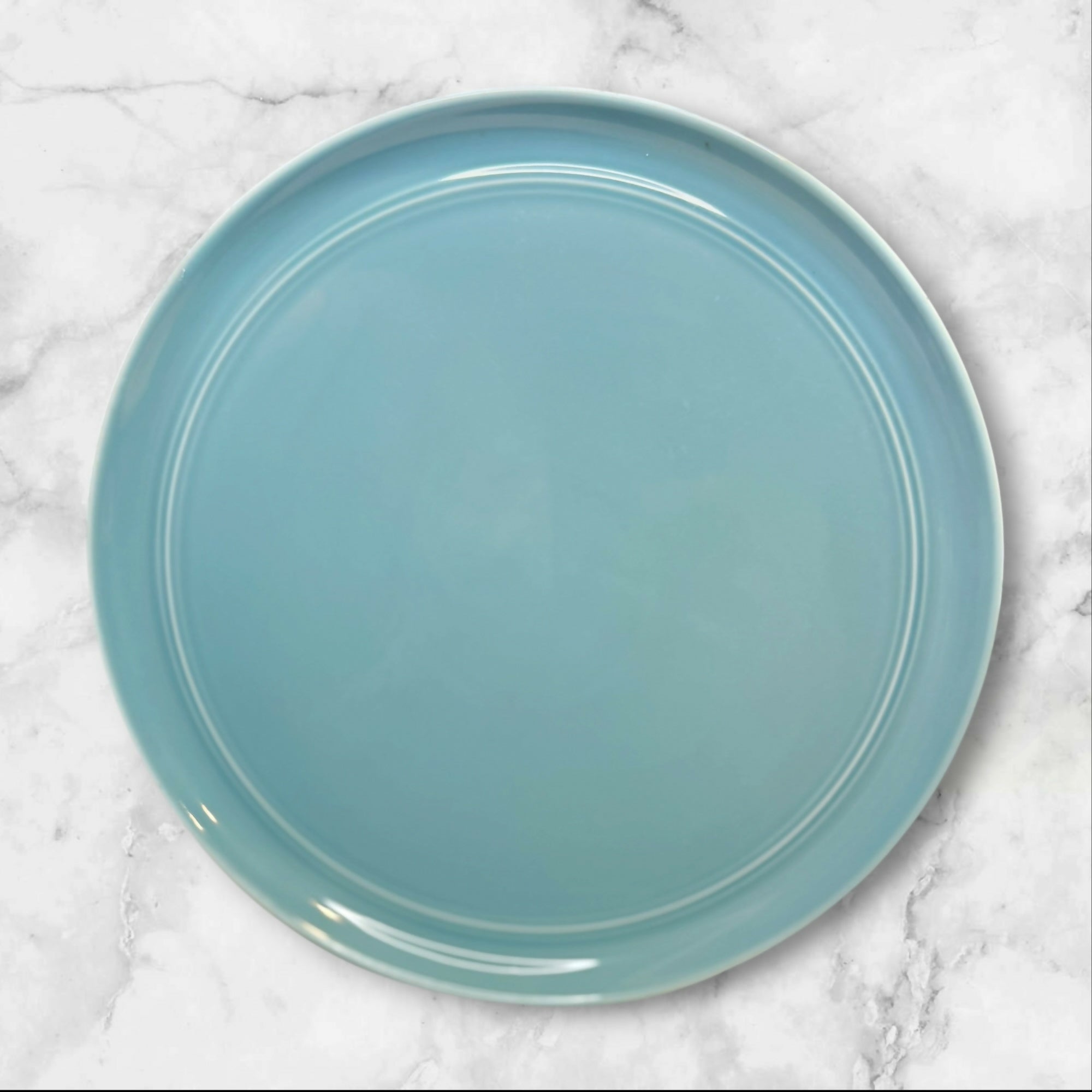 Crate & Barrel Hue Blue Dinner Plates | Set of 4 | Great Condition