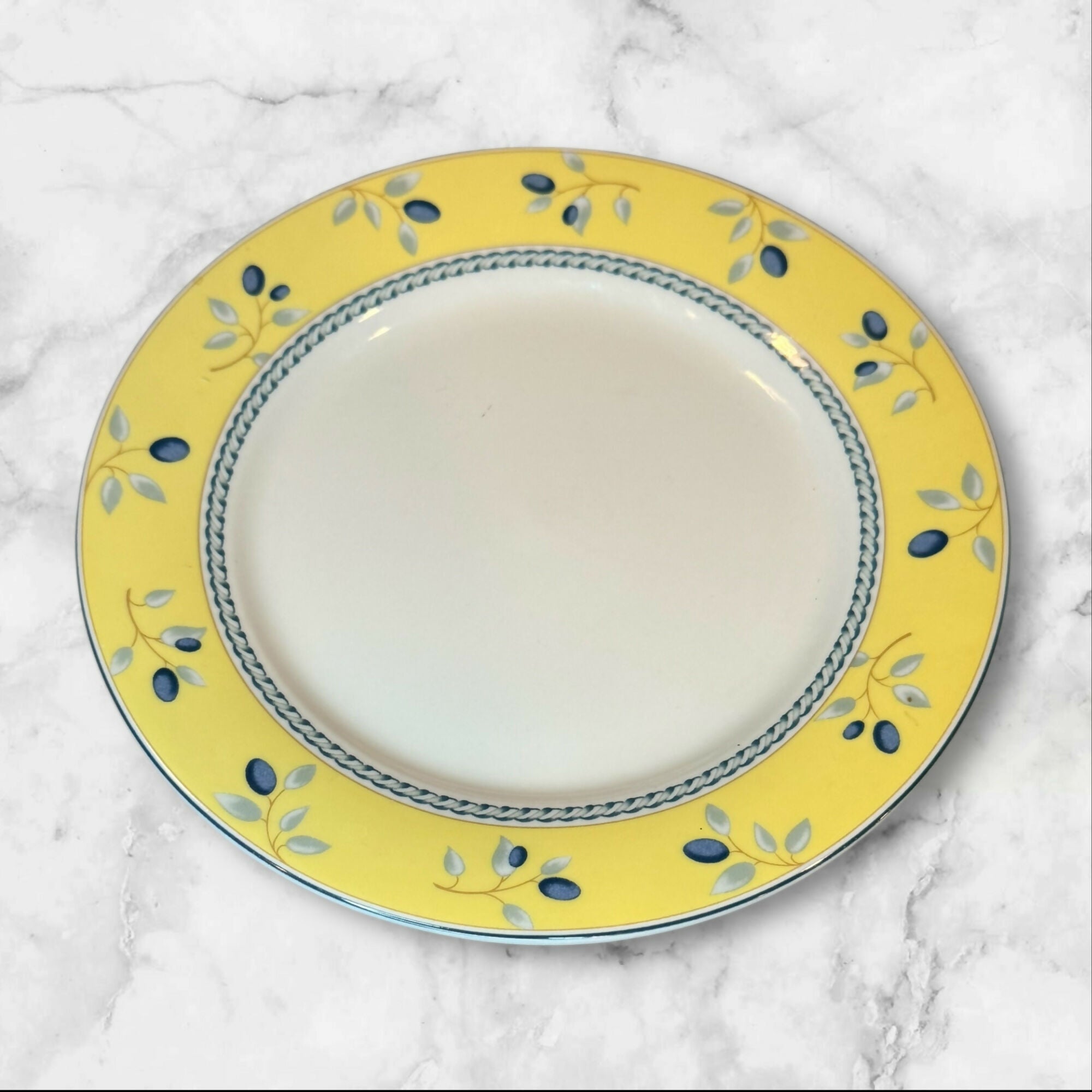 Royal Doulton Blueberry Dinner & Salad Plates | Set of 8 | Great Condition