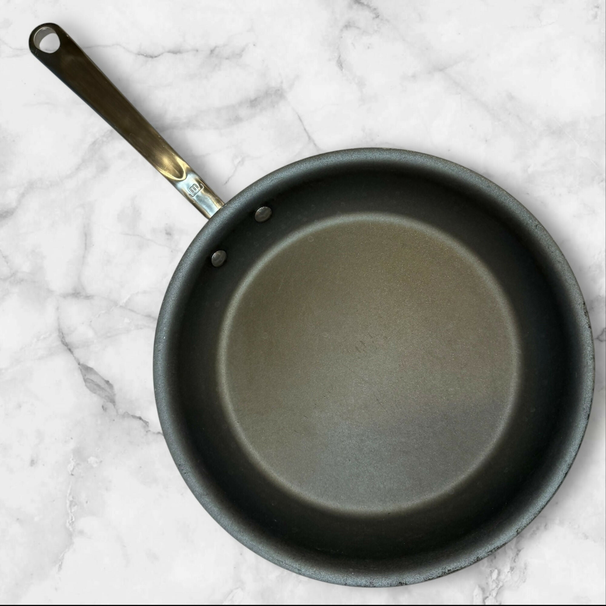 Made In 10” Nonstick Fry Pan Skillet | Gently Used | Pro Cookware