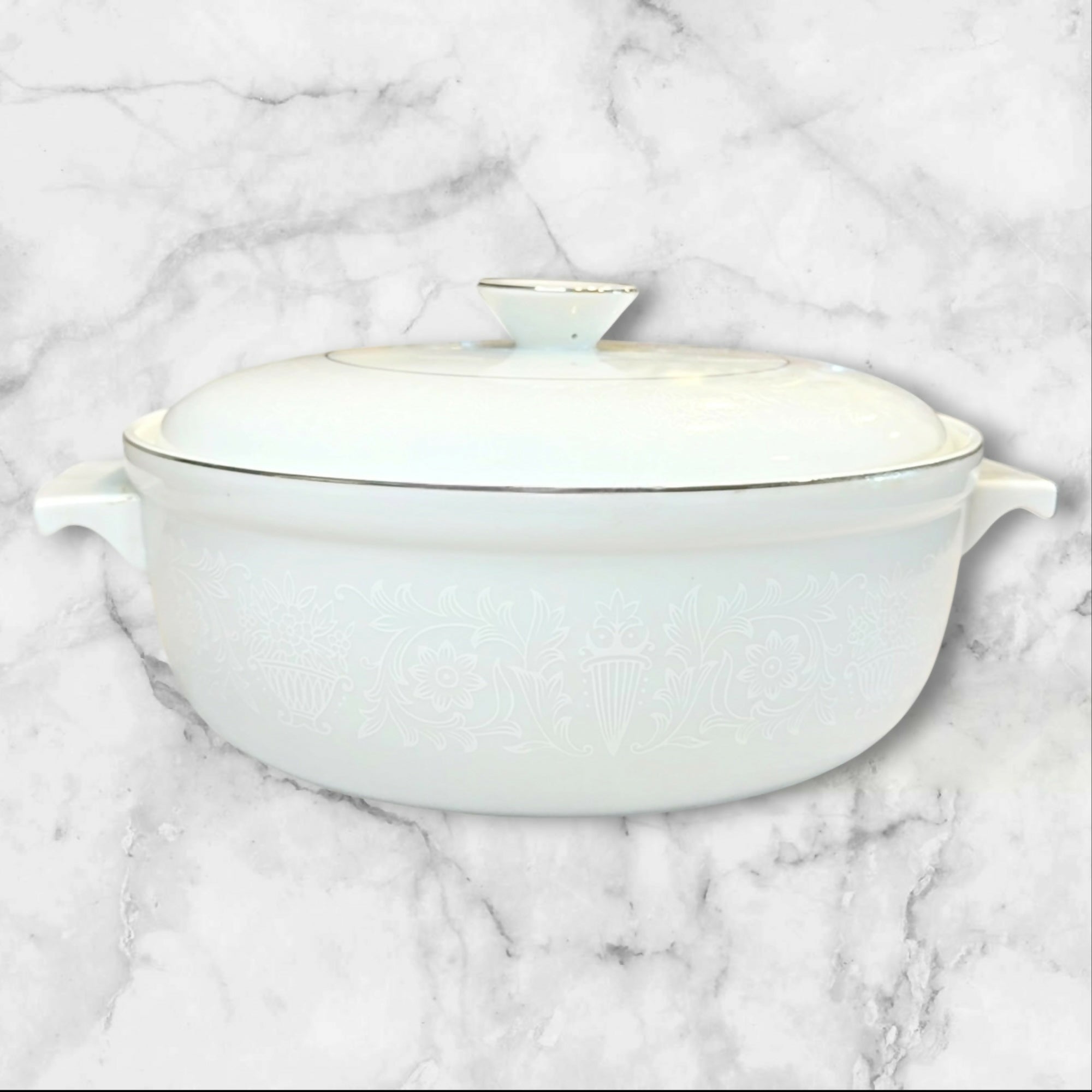 Crown Victoria Lovelace 2 Qt Covered Casserole Japan | Gently Used