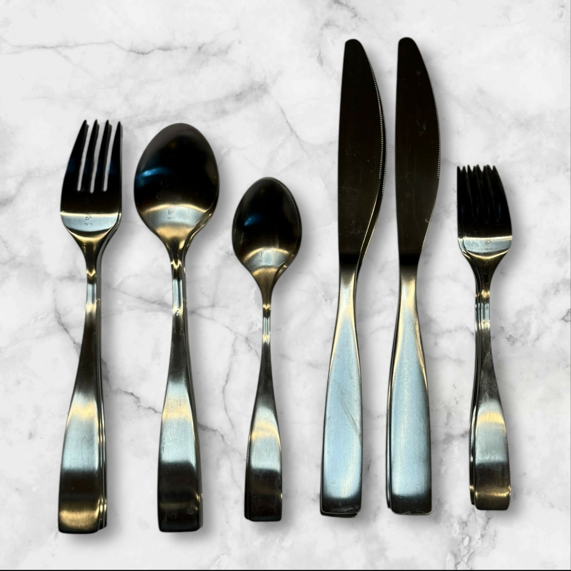 Gourmet Settings 24 Piece Stainless Flatware Set w Serving | Gently Used