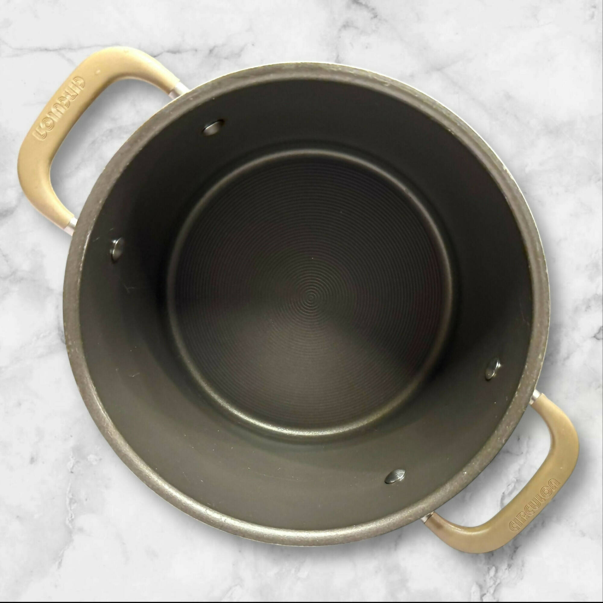 Circulon Total Nonstick Stock Pot w/ Lid | 8 Qt | Good Used Condition