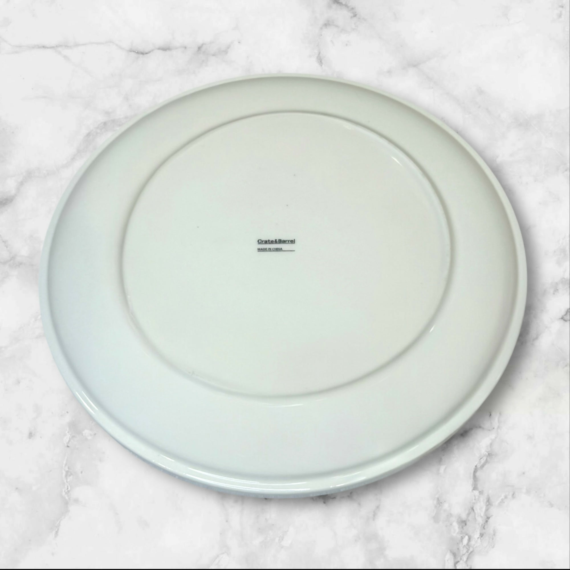Crate & Barrel Raised Rim Dinner Plates | White Stoneware | Set of 5 | Good Condition