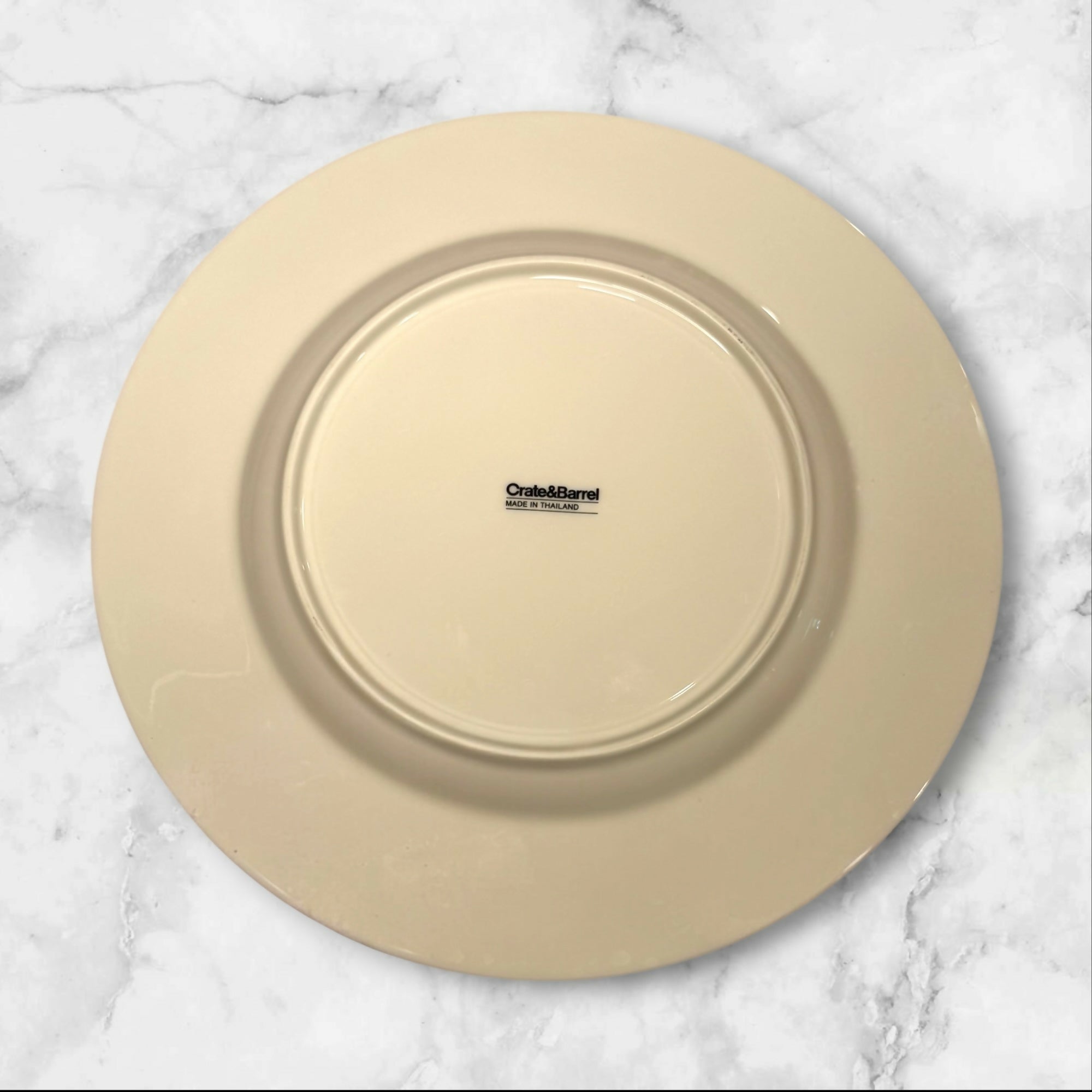 Crate & Barrel Hamptons Yellow Dinner Plates Set of 4 Gently Used