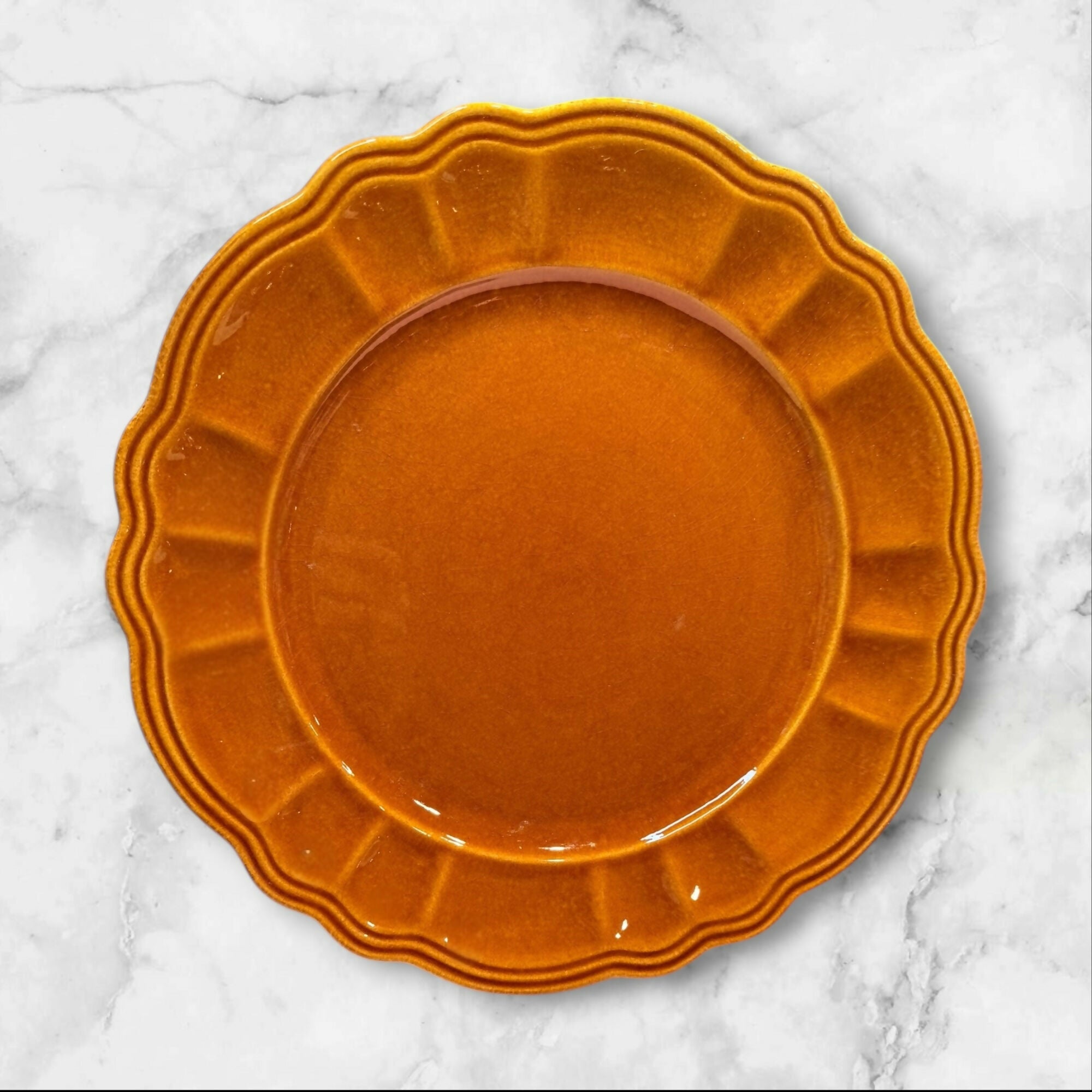 Williams Sonoma Queen Anne Caramel Dinner Plates | Set of 4 | Gently Used