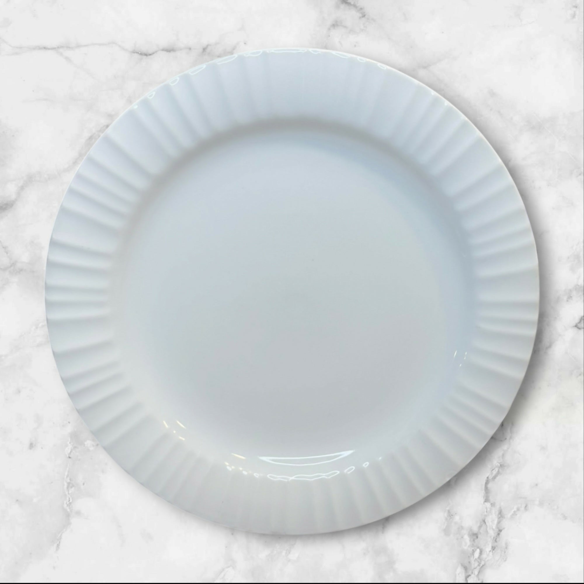 Corelle French White Dinner Plates | Set of 4 | Great Condition