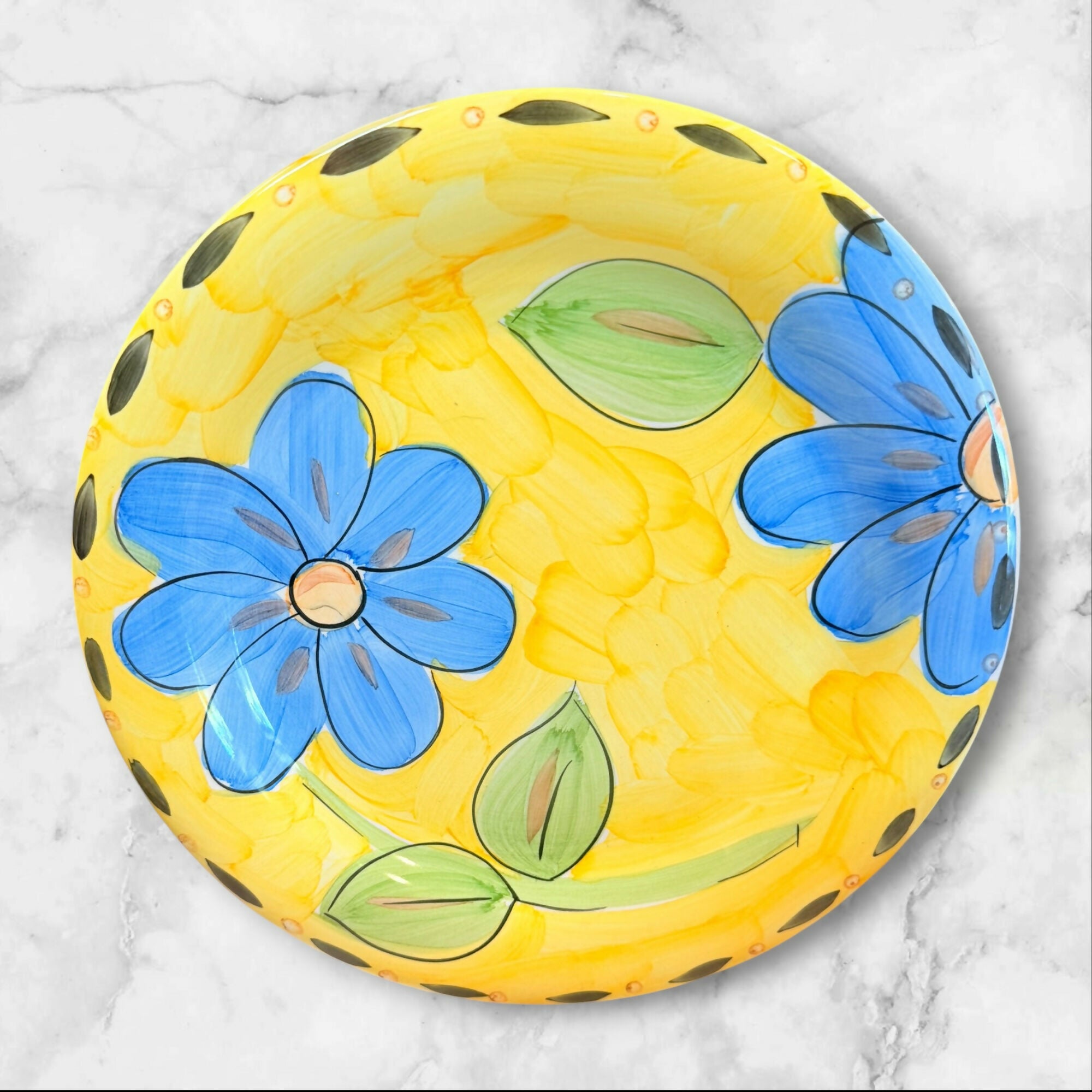 Gibson Designs Sunshine Dinner Plates Set of 4 | Great Condition