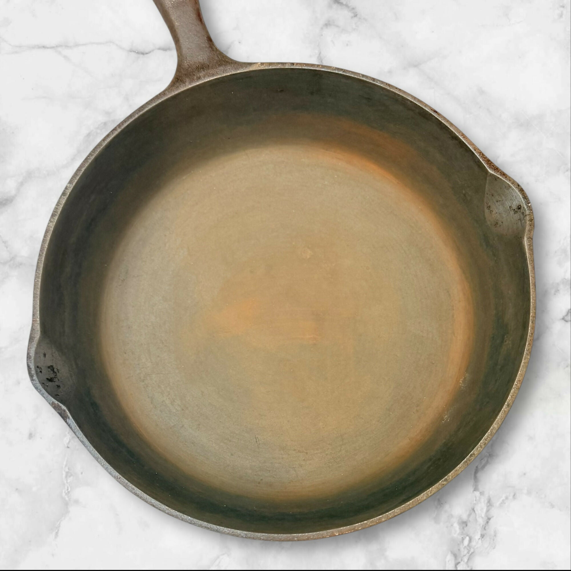 Vintage Lodge 3 Notch No 5 Cast Iron Skillet 8 Inch | Great Condition