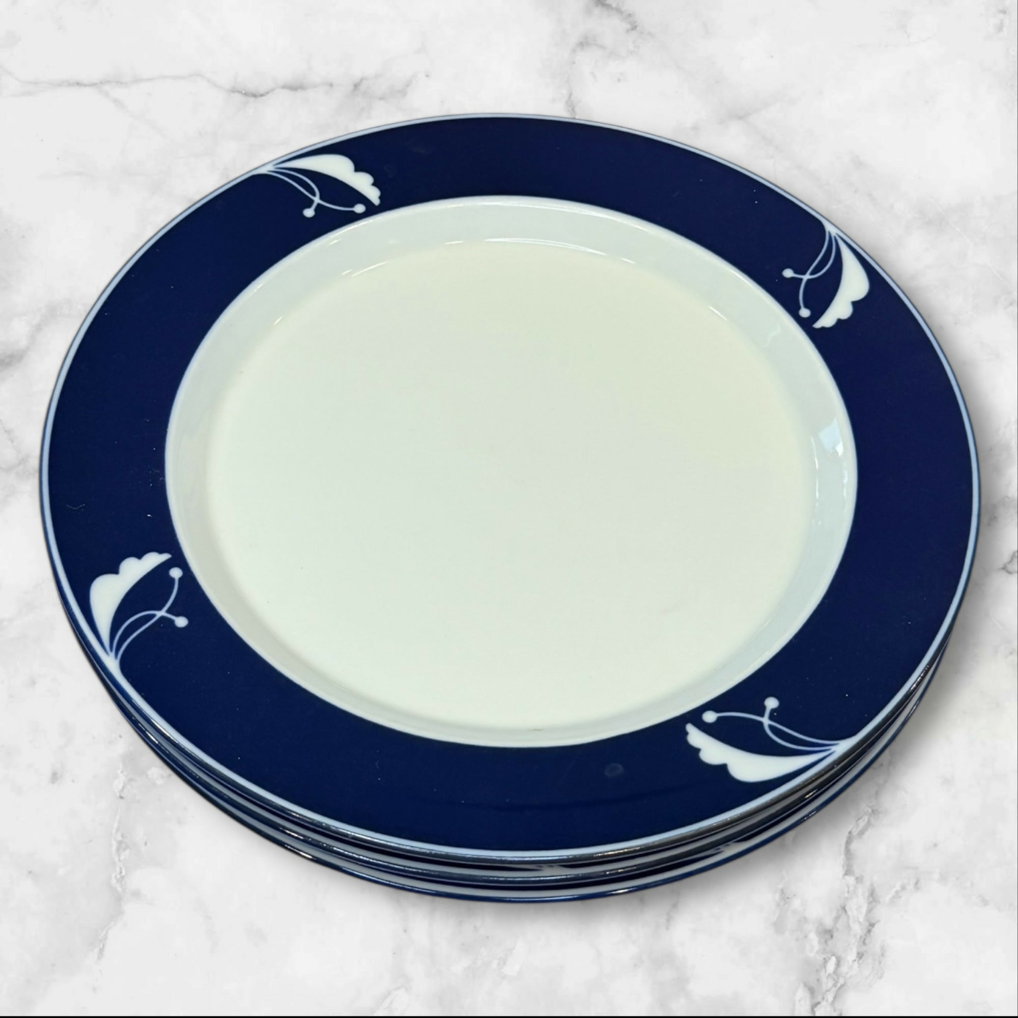 Dansk Indigo Flora Blue Band Dinner Plates White Berries | Set of 3 | Great