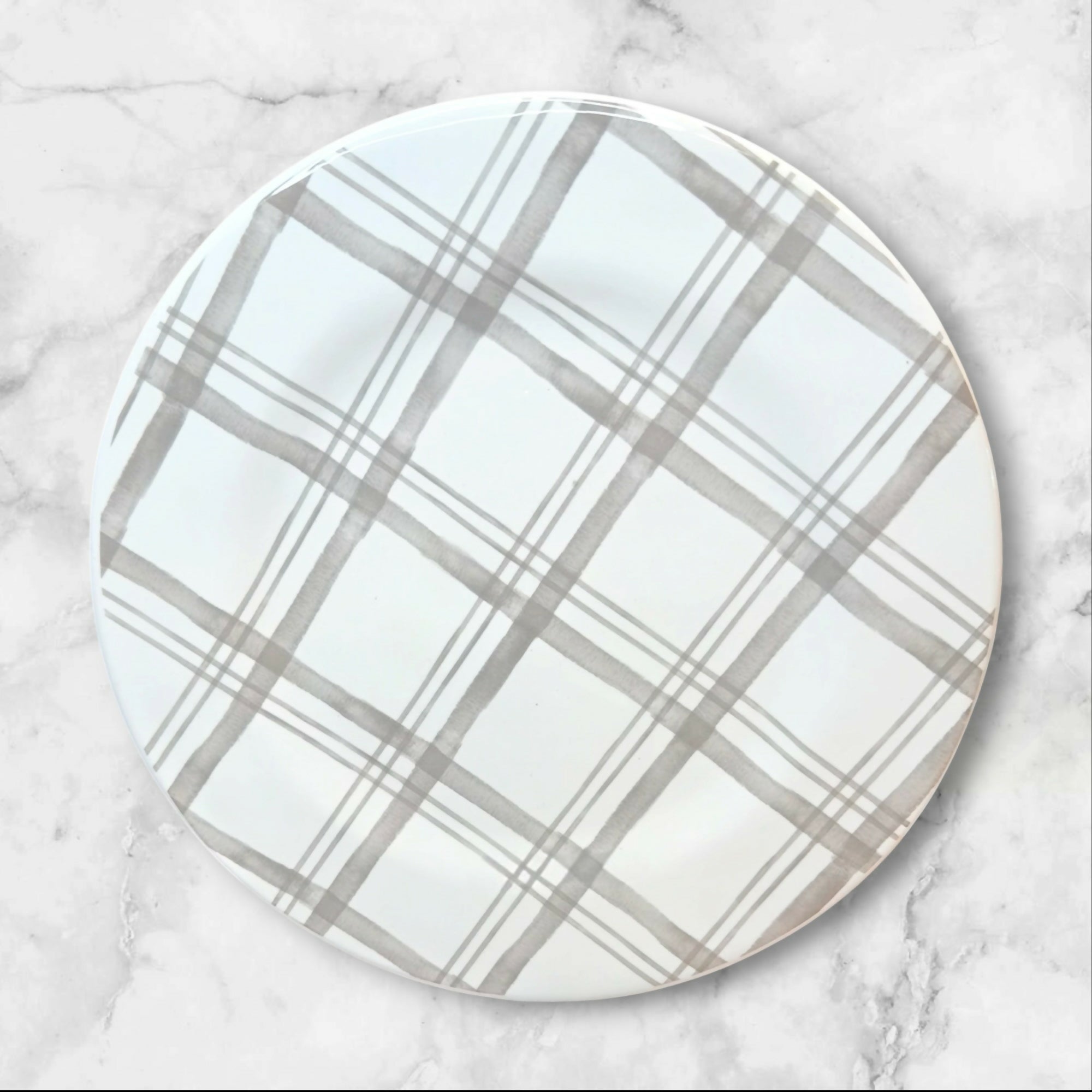 Pier 1 Plaid Dinner Plates | Set of 4 | Excellent Condition