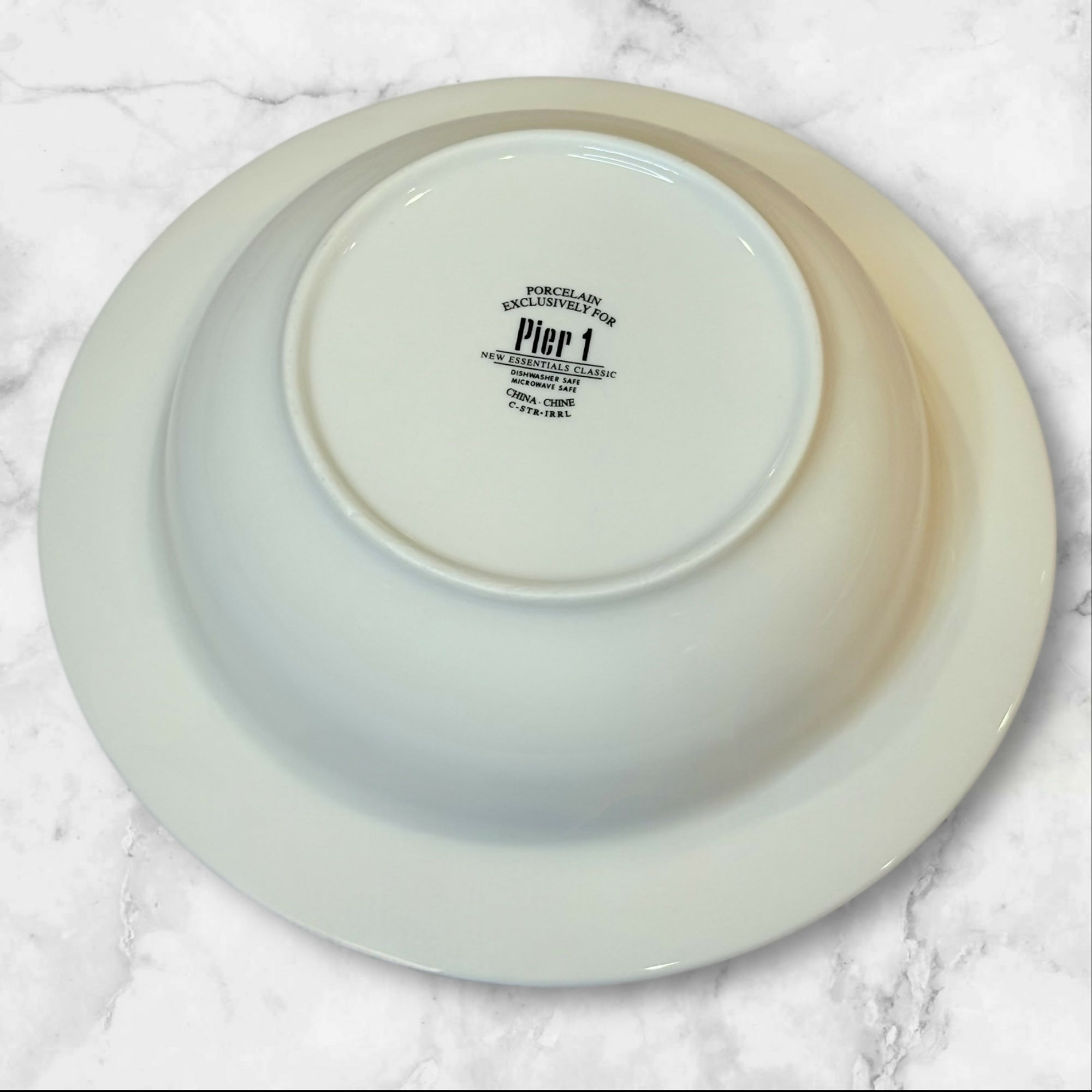 Pier 1 New Essentials Classic White Vegetable Bowl | Set of 4 | Excellent Condition