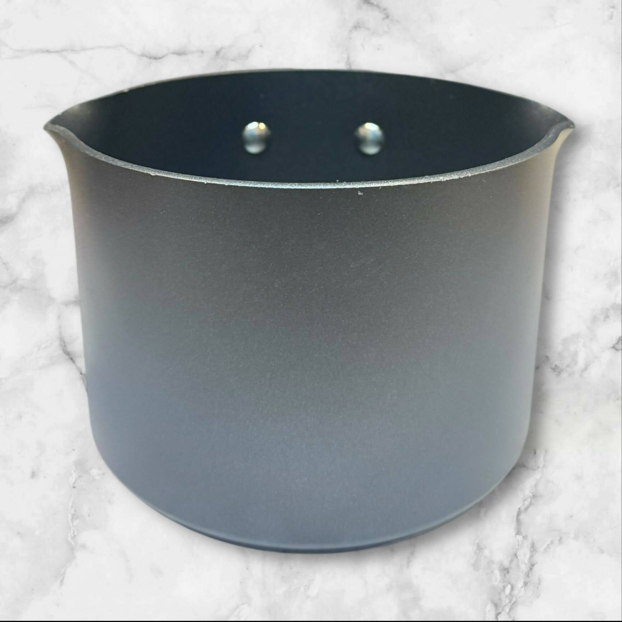 Kirkland Signature Hard-Anodized Saucepan w/ Strainer Lid | 3 Qt | Great Cond