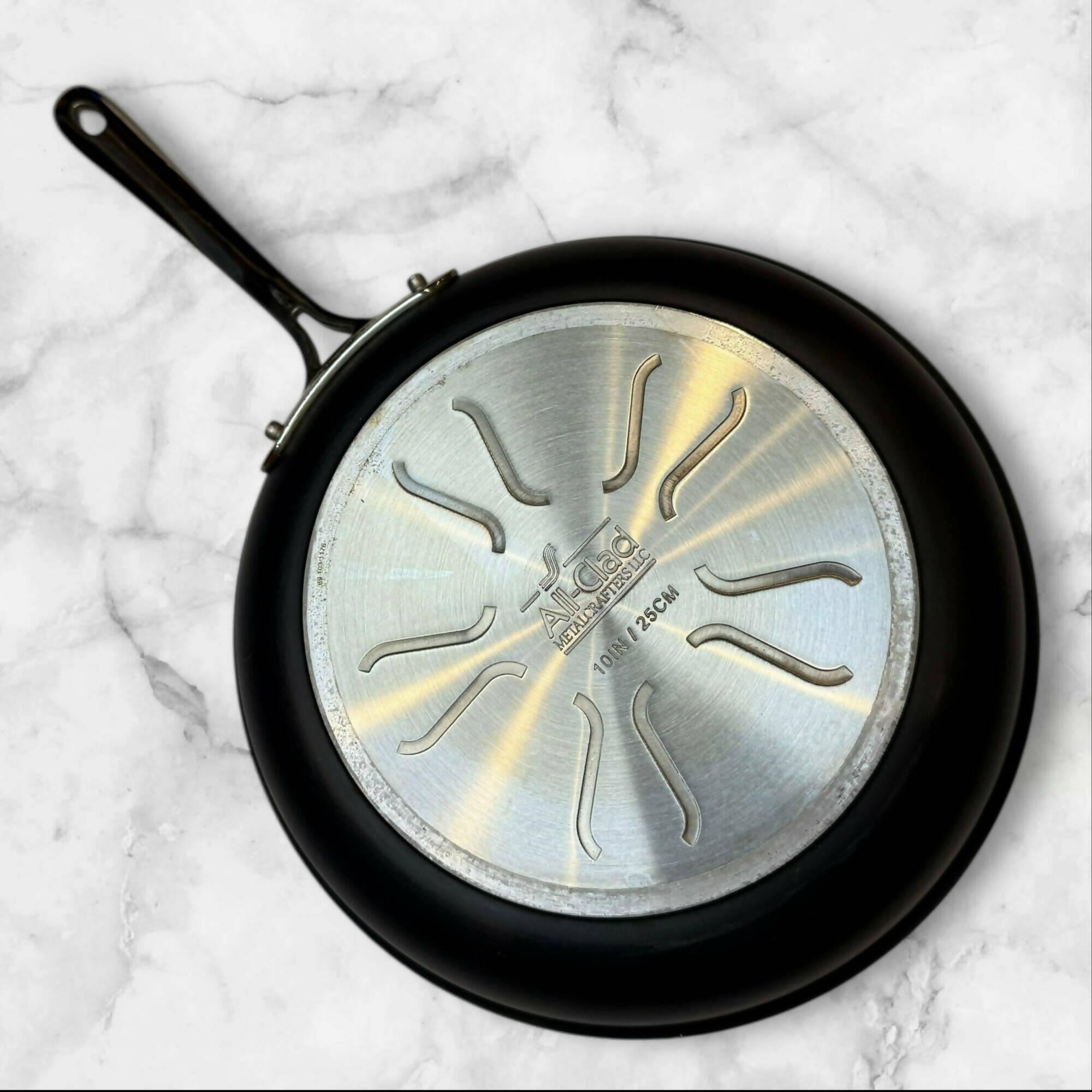 All-Clad HA1 Hard Anodized Nonstick Fry Pan 10 Inch | Excellent Condition