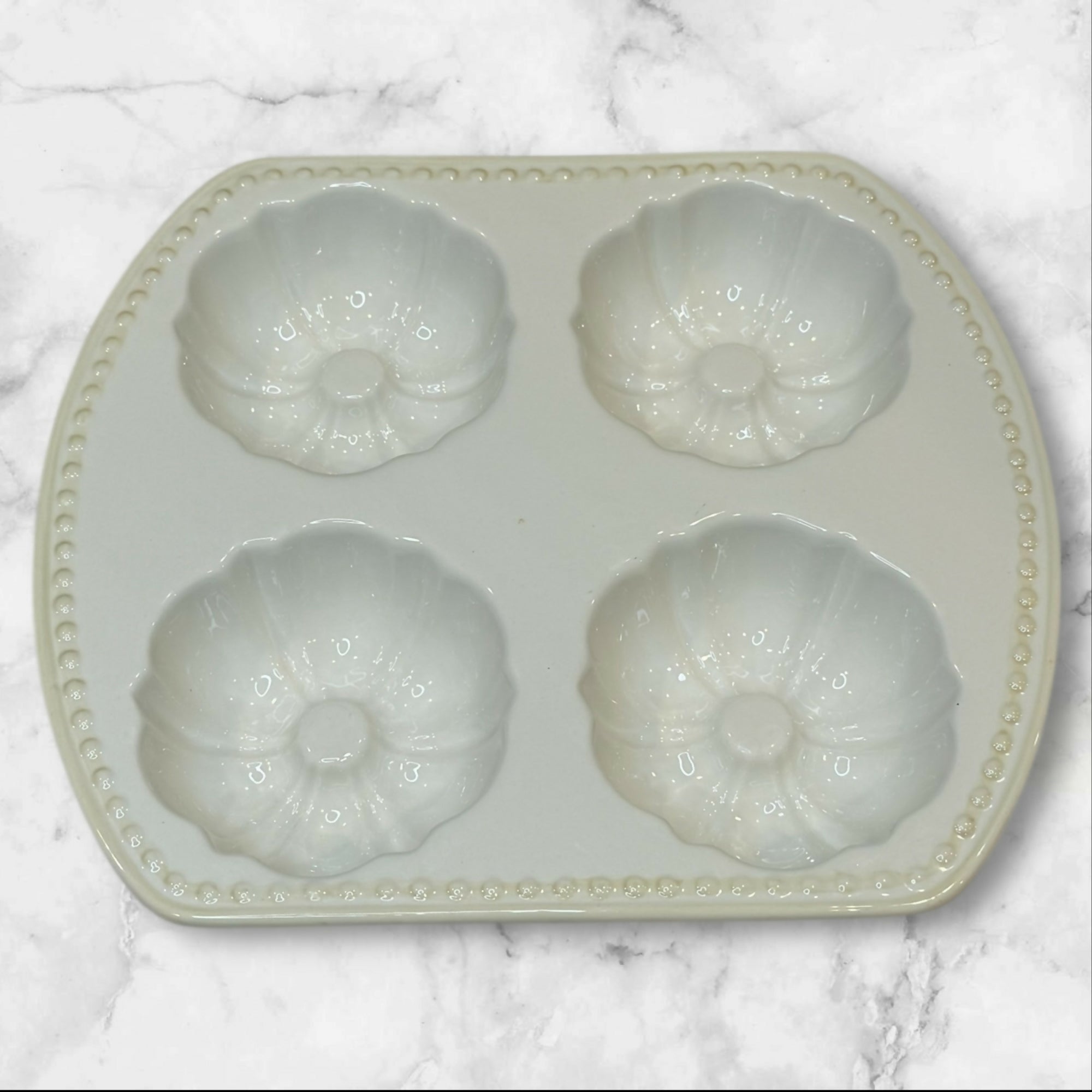 Princess House Fantasia Muffin Pan | 4 Cup | Excellent Condition