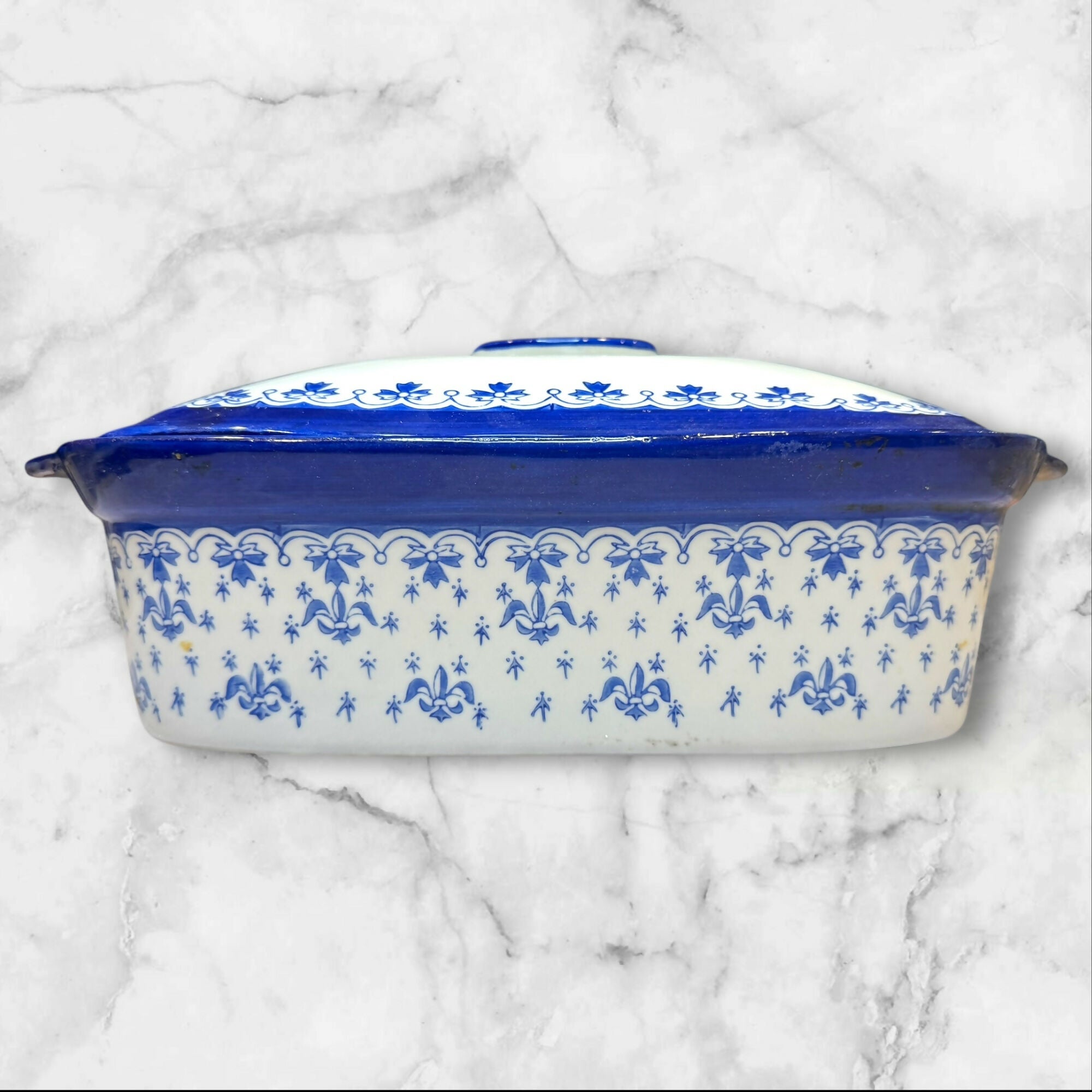 WCL Blue & White Covered Casserole Dish | 13.75” | Floral Pattern | No Chips