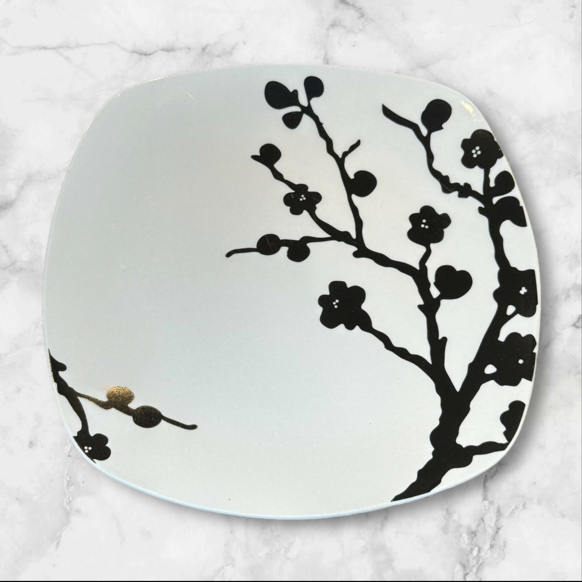 Roscher Black & White Floral Scroll Stoneware Plates | Set of 8 | Gently Used