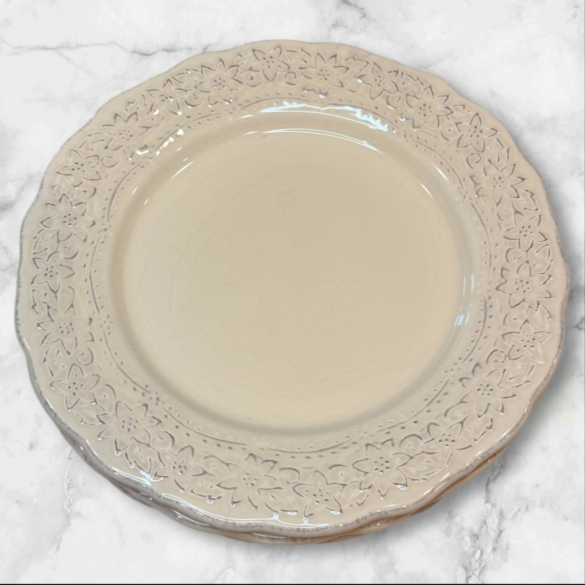 Pier 1 Lacey Cream Dinner Plates | Set of 3 | Good Condition