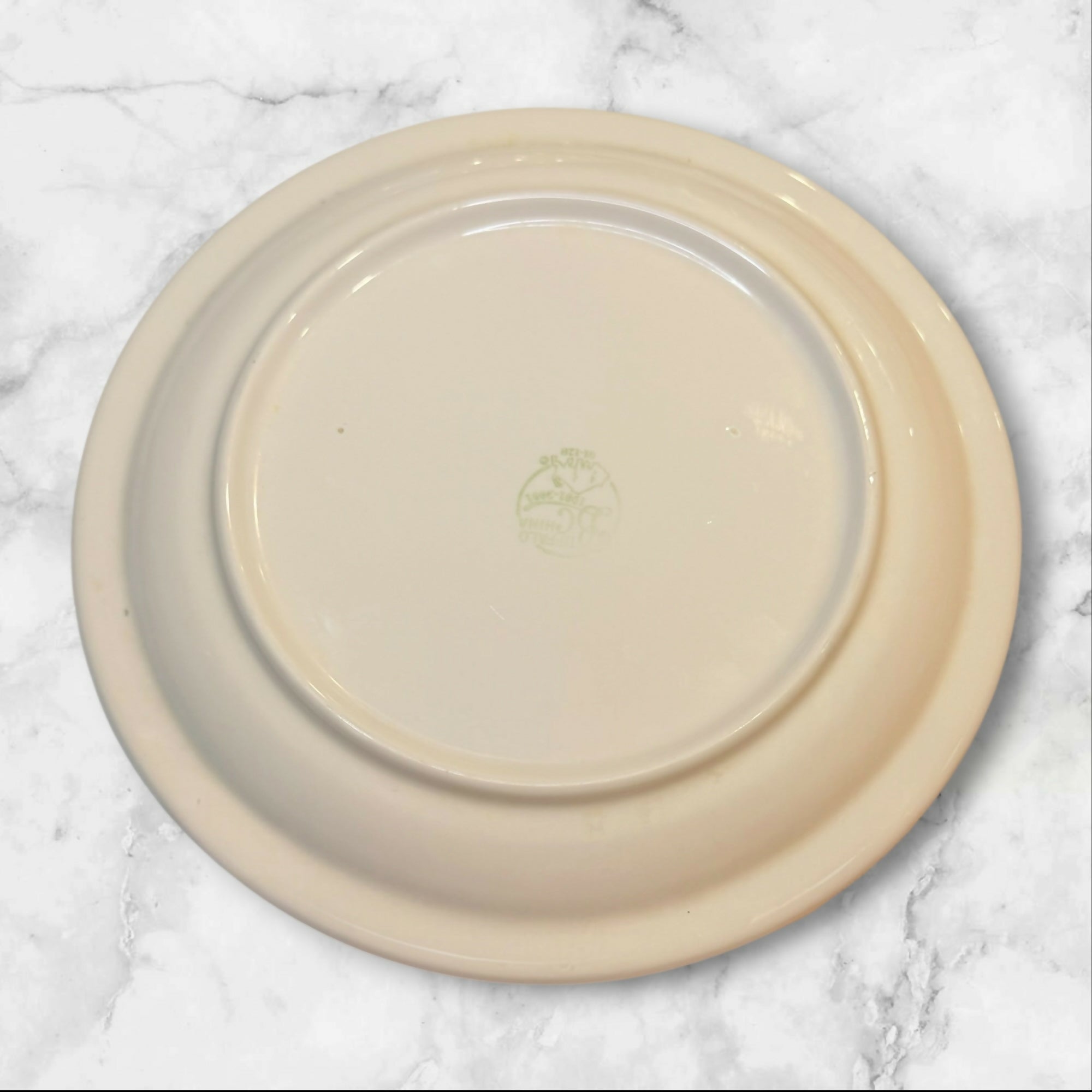 Buffalo China Ivory Dinner Plates Set of 4 Restaurant Ware Gently Used