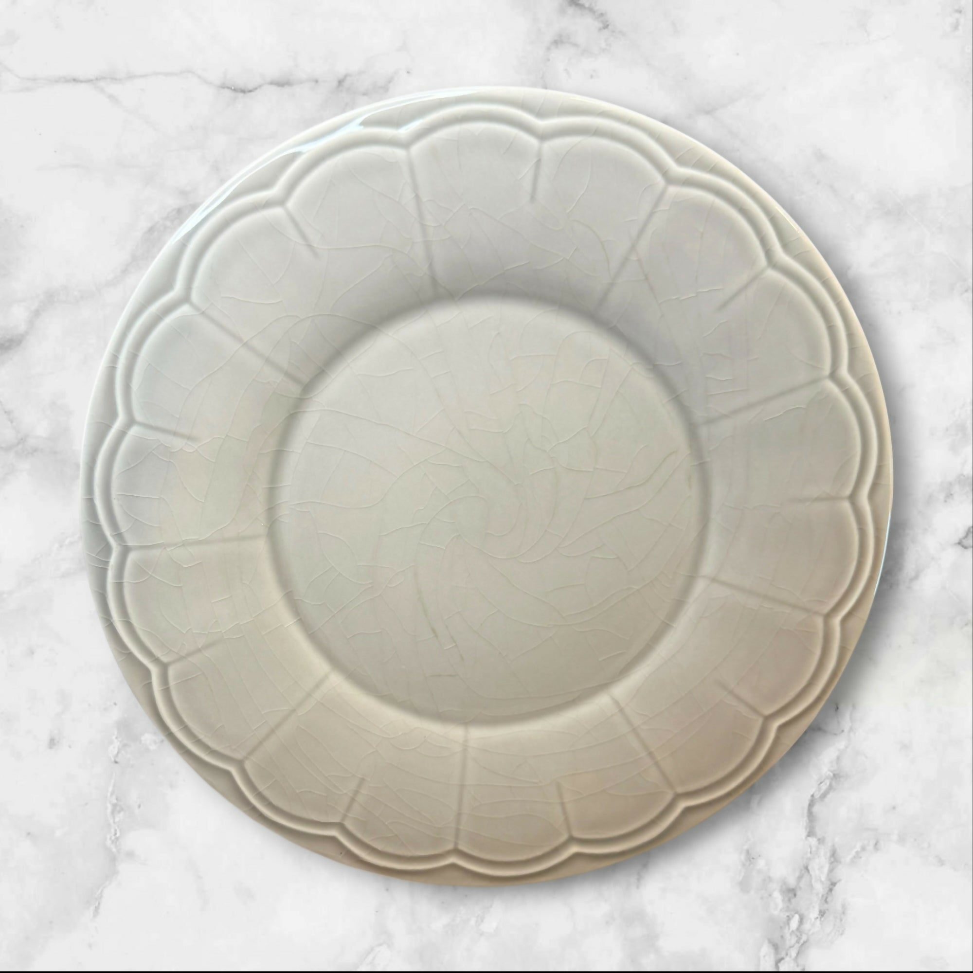 Euro Ceramica Naperon Dove Grey Dinnerware Set | 8 Pc | Good Used Condition