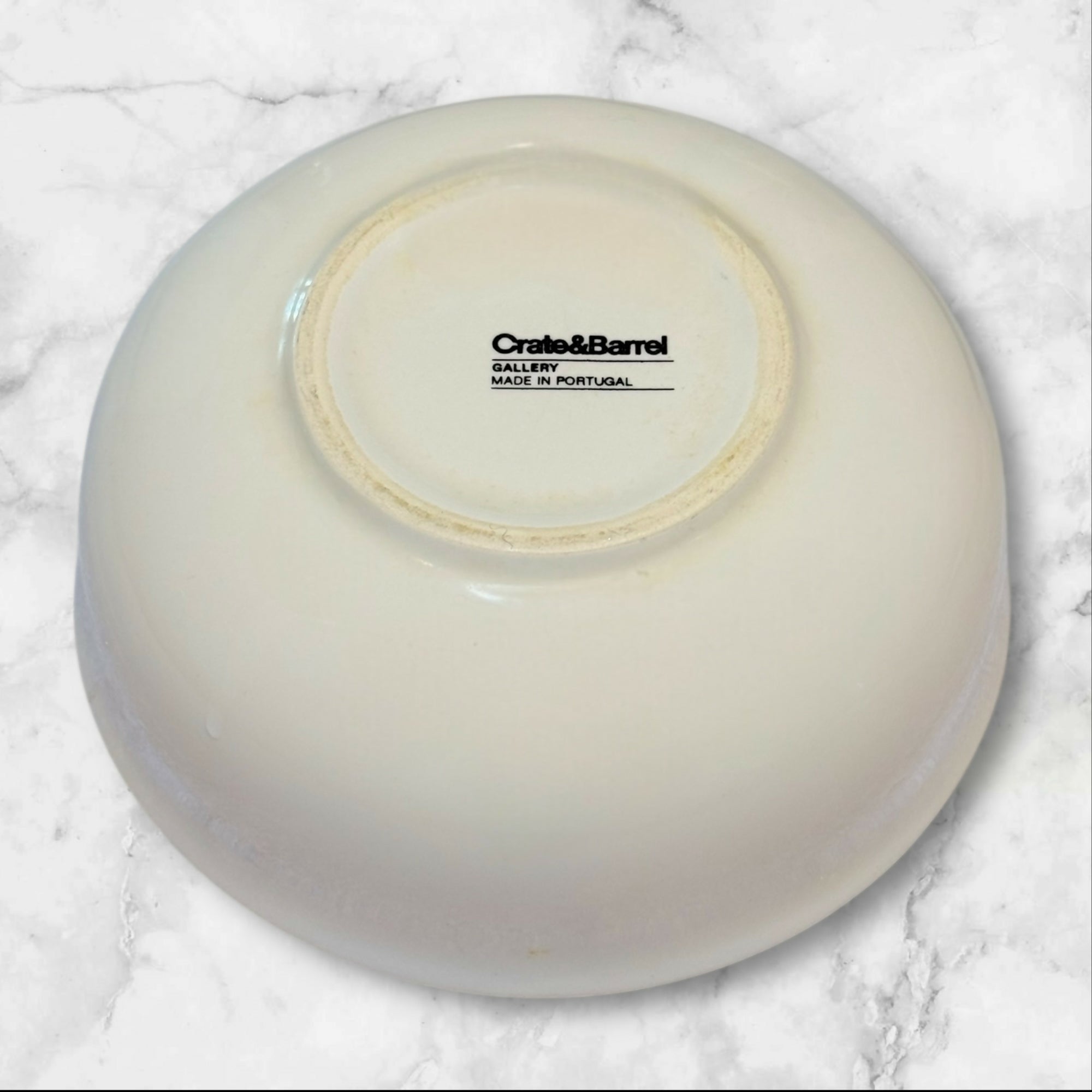 Crate & Barrel Gallery Parchment Coupe Bowls | Set of 7 | Great Condition