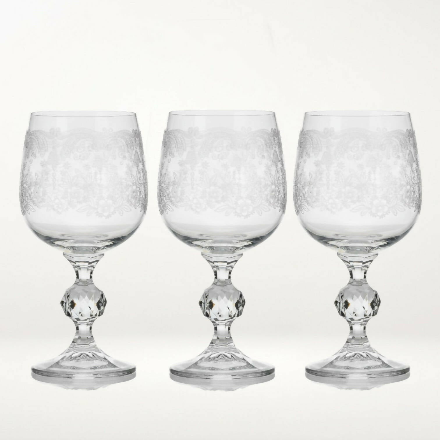 Import Assoc Cascade Etched Wine Glasses | Set of 3 | Great Condition