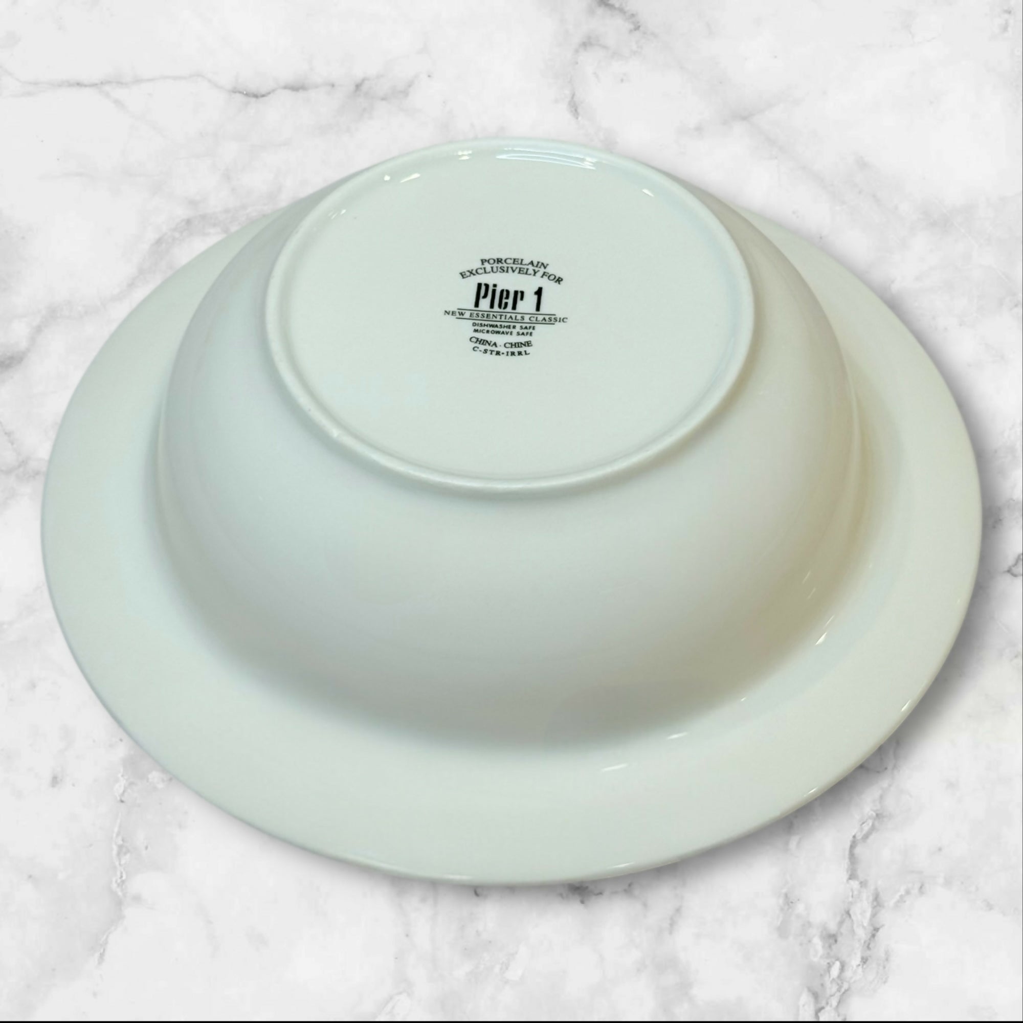 Pier 1 New Essentials Classic White Vegetable Bowl | Set of 4 | Excellent Condition