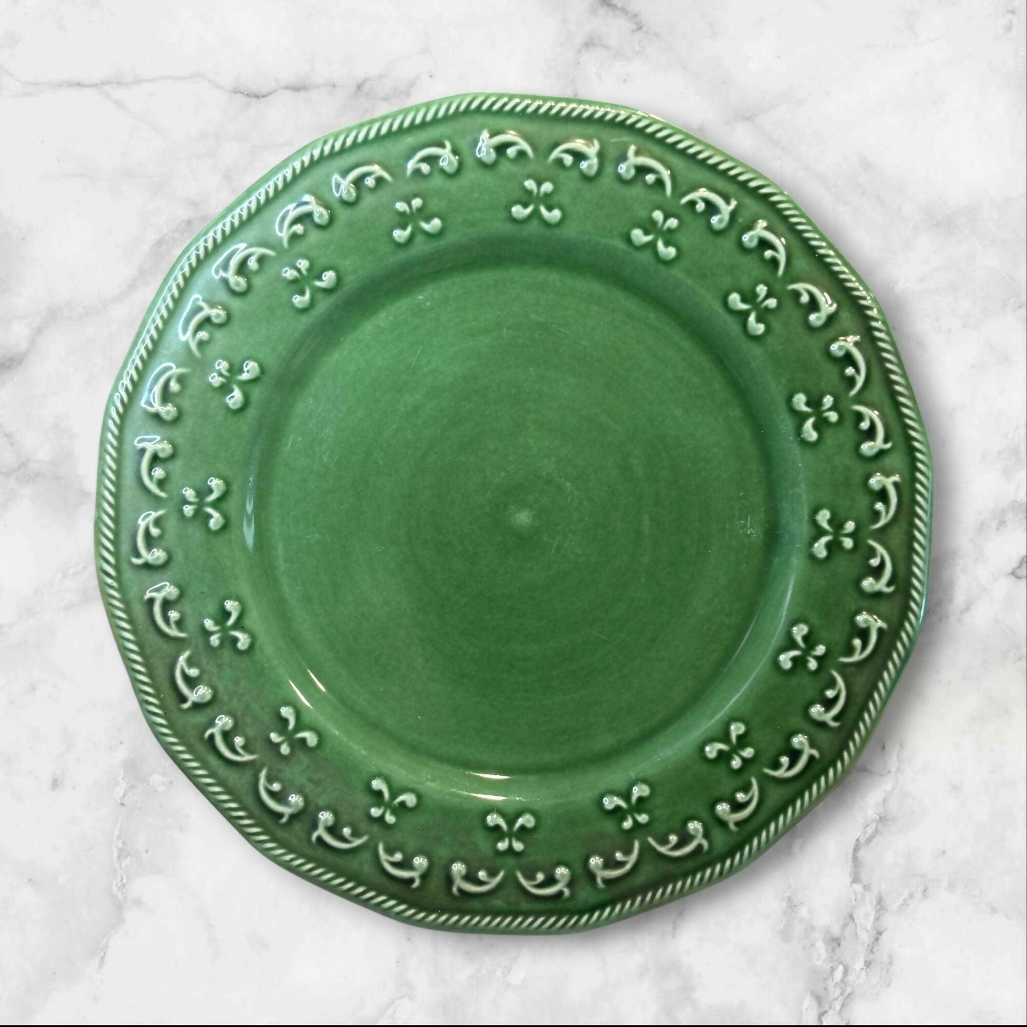 Better Homes & Gardens Green Scroll Dinner Plates | Set of 4 | Gently Used