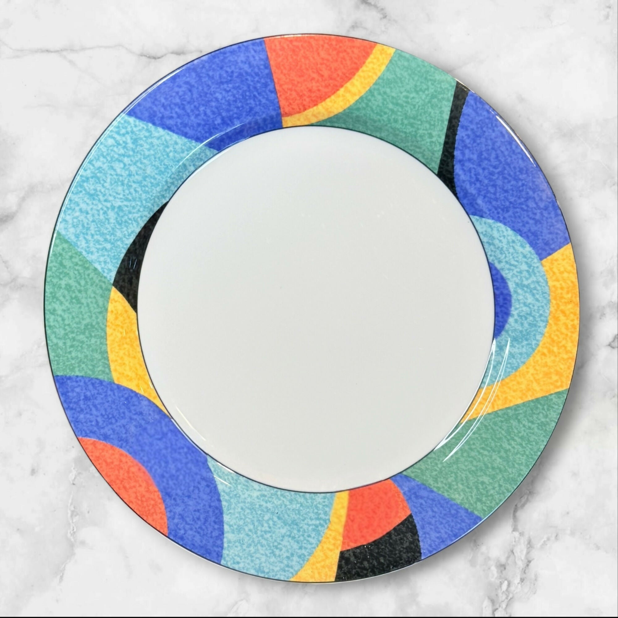 Victoria & Beale Accent Dinner & Salad Plates | Set of 8 | Excellent Condition