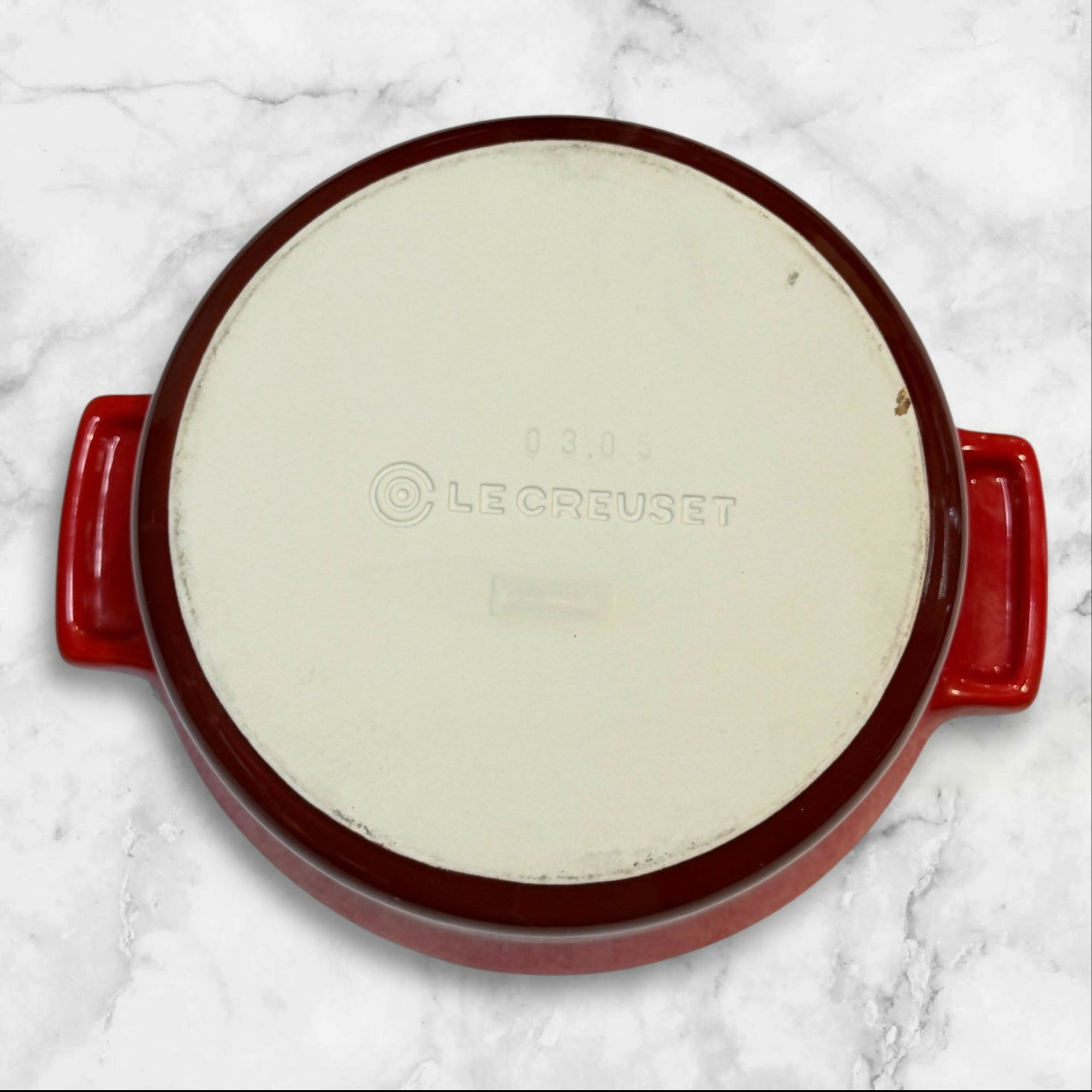 Le Creuset Cerise Round Stoneware Baker | 2 Qt | Excellent Condition