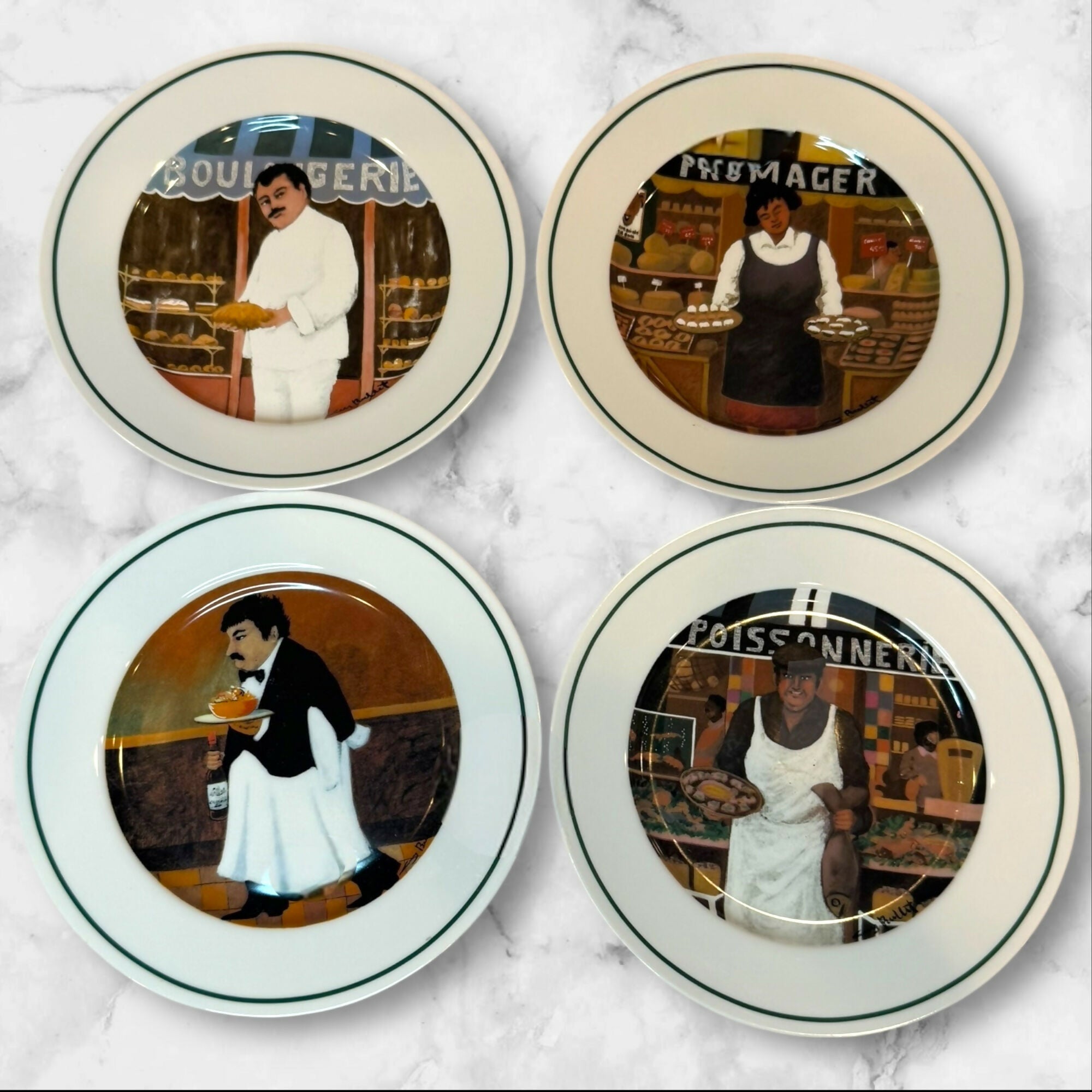 Williams Sonoma Green Rim Salad Plates | Set of 8 | 7.75” | Excellent Condition