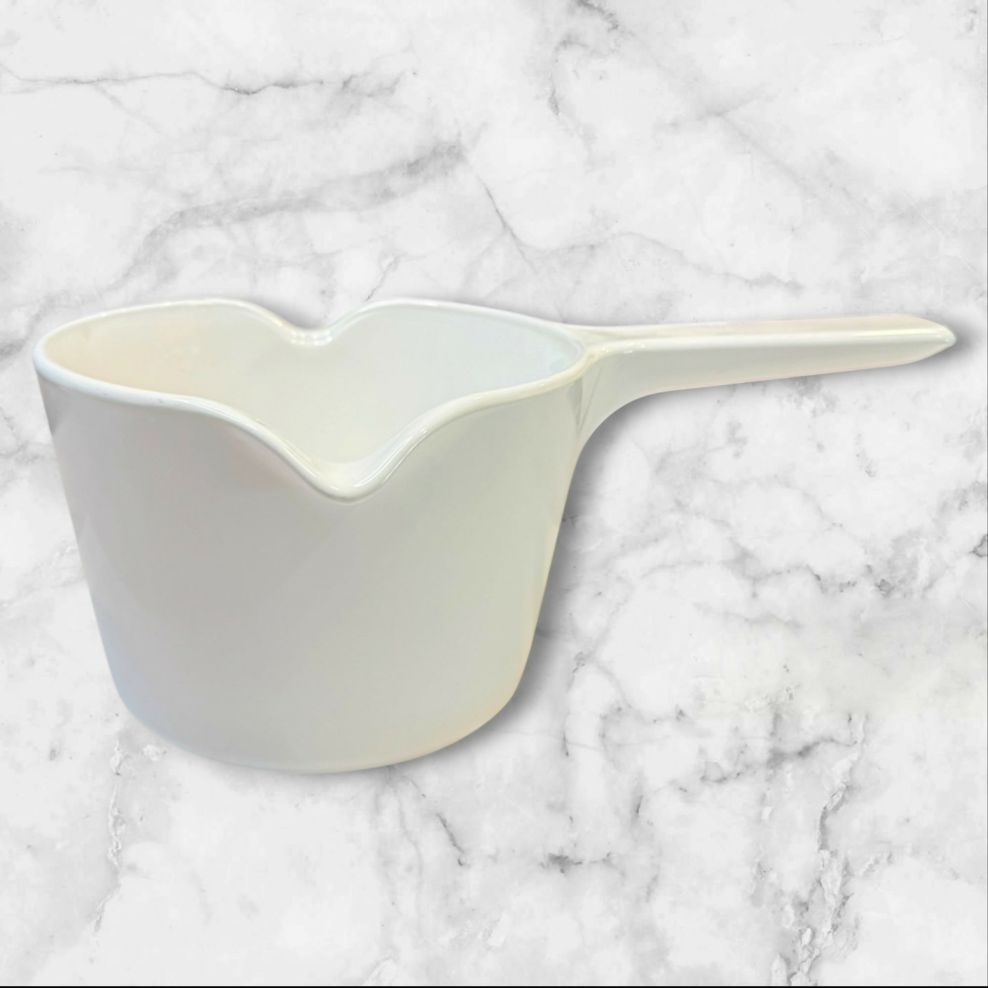 CorningWare White 1 Qt Sauce Pan Pouring Pot | Gently Used Condition
