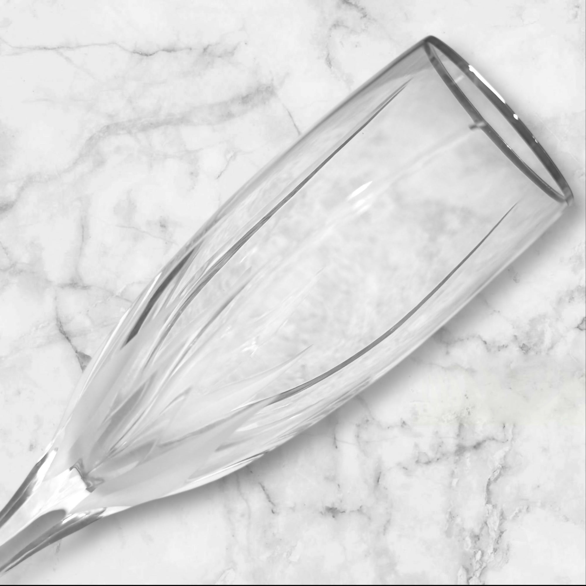 Mikasa Flame D’Amore Platinum Champagne Flutes | Set of 2 | Excellent Condition