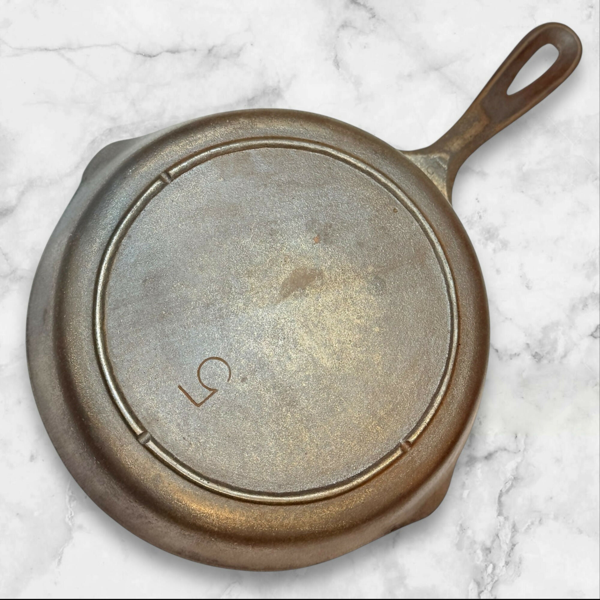 Vintage Lodge 3 Notch No 5 Cast Iron Skillet 8 Inch | Great Condition