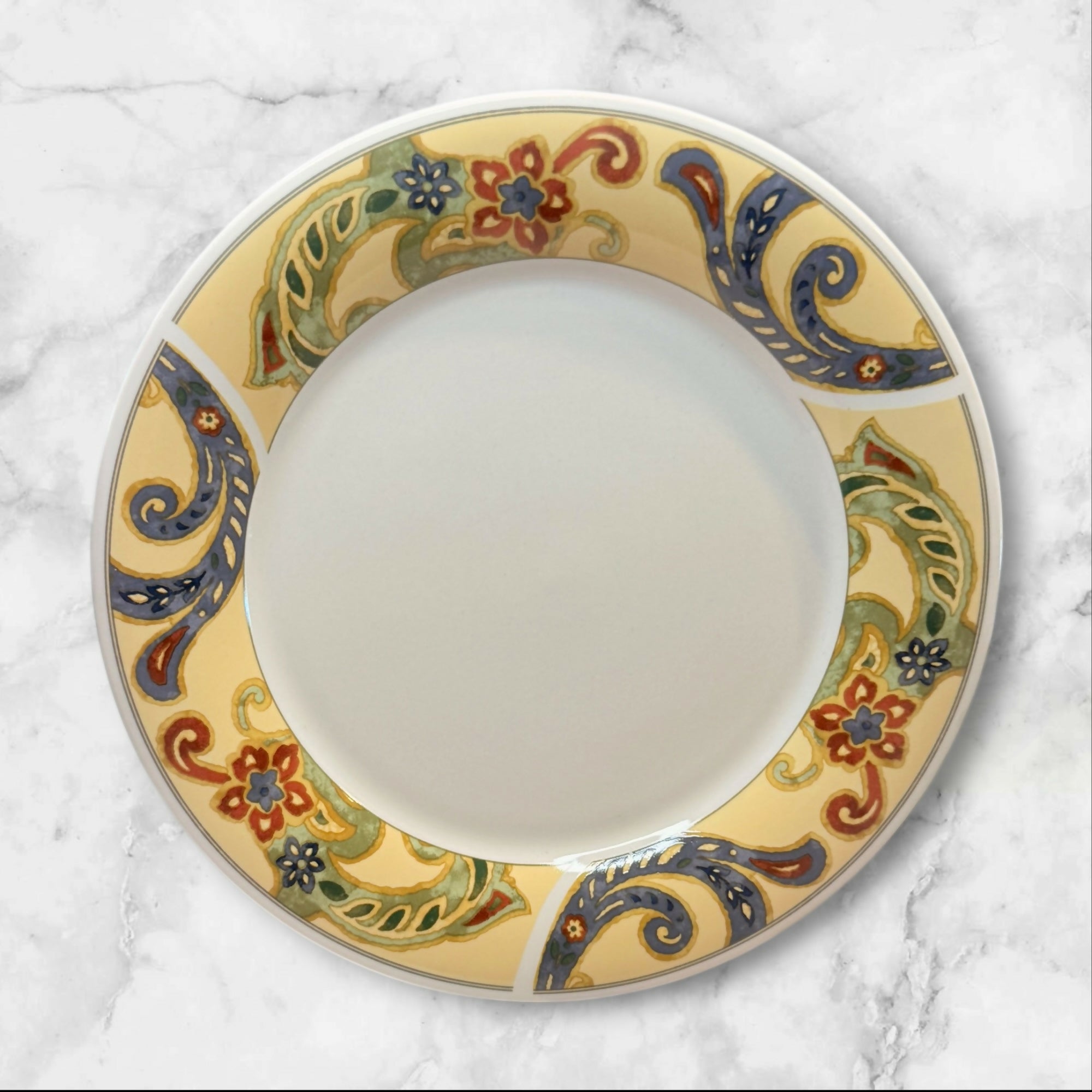 Oneida Erin’s Paisley Dinner & Salad Plates Set of 8 | Excellent Condition