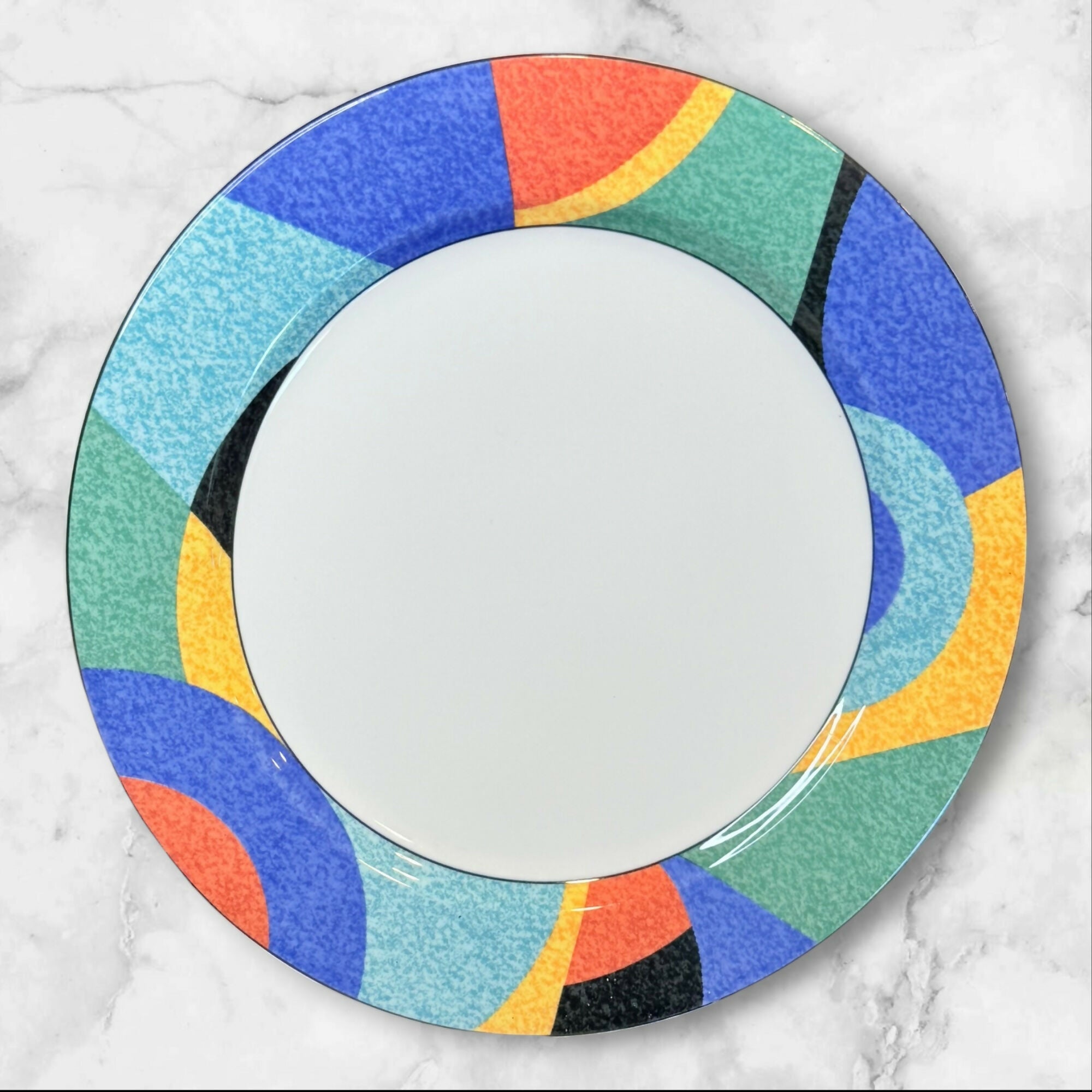 Victoria & Beale Accent Dinner & Salad Plates | Set of 8 | Excellent Condition