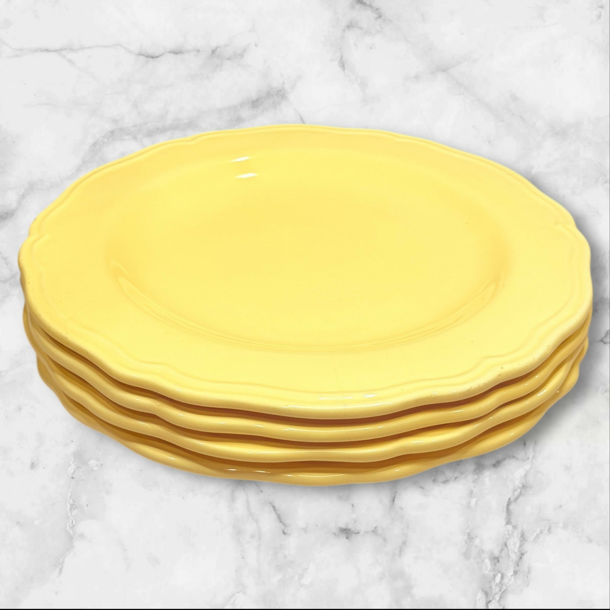 Emily Yellow Dinner Plates | Set of 4 | Scalloped Edge | Great Condition