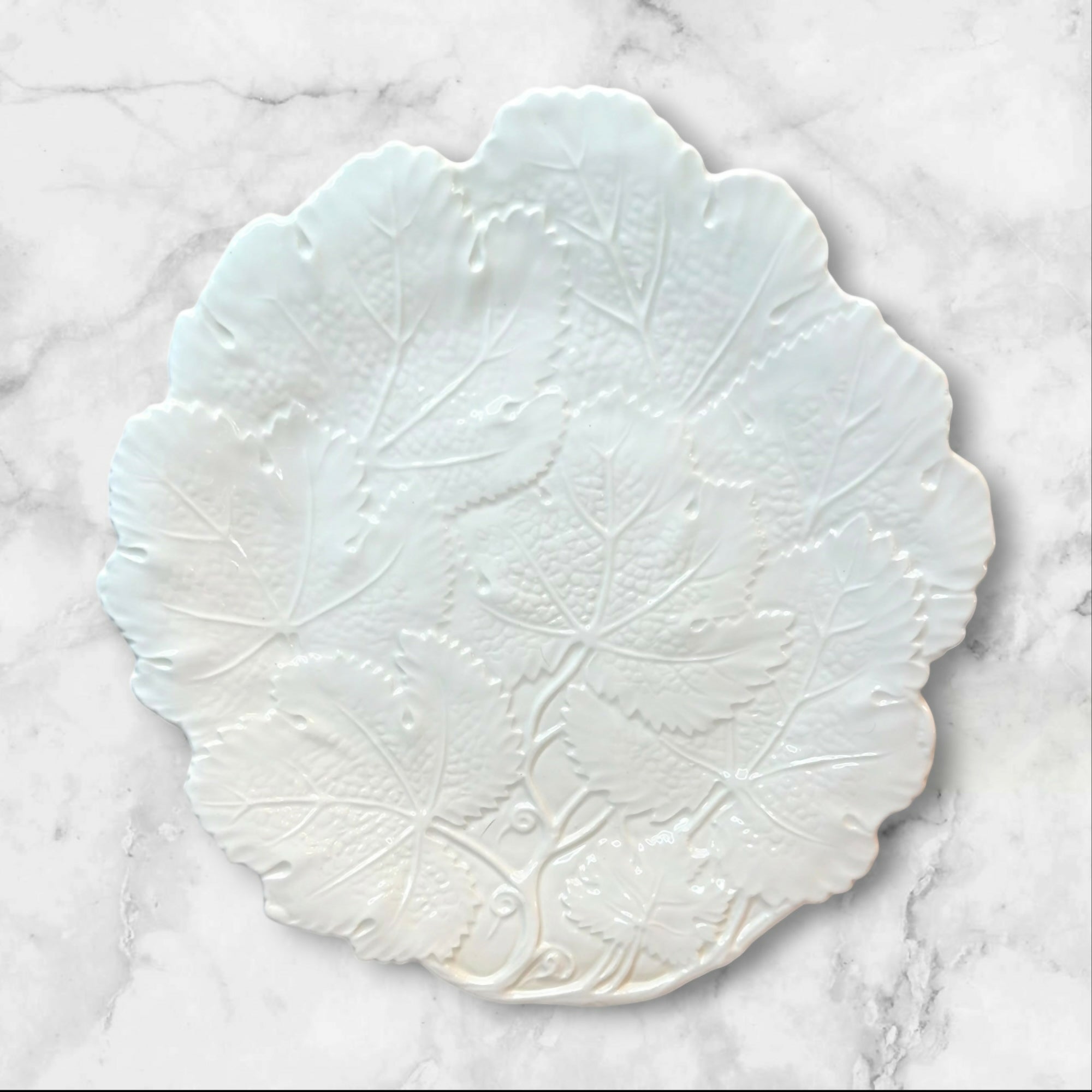 Italian Leaf Embossed Dinner Plates | Set of 4 | Made in Italy | Great Condition