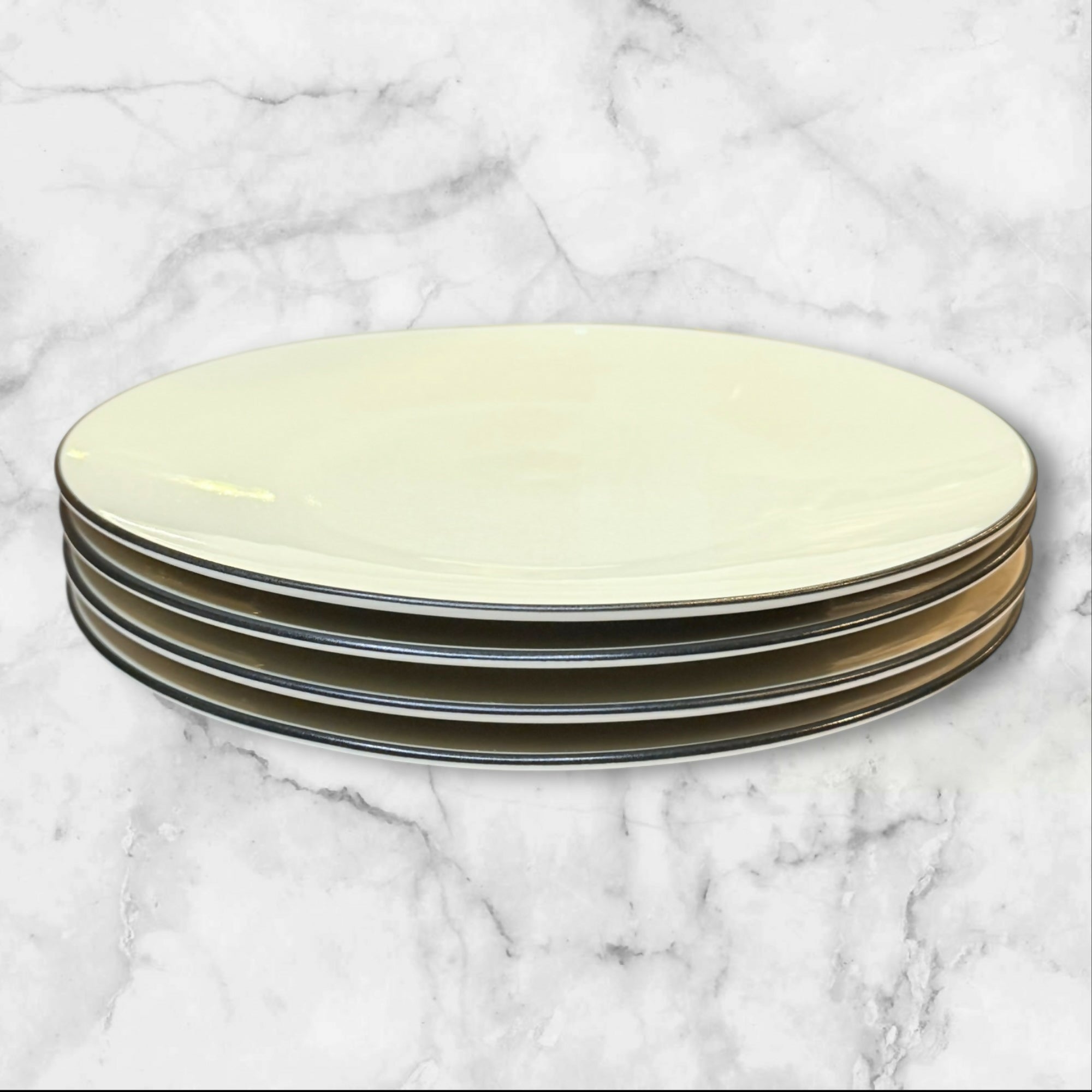 Crate & Barrel Kita Dinner Plates Ivory | Set of 4 | Excellent Condition