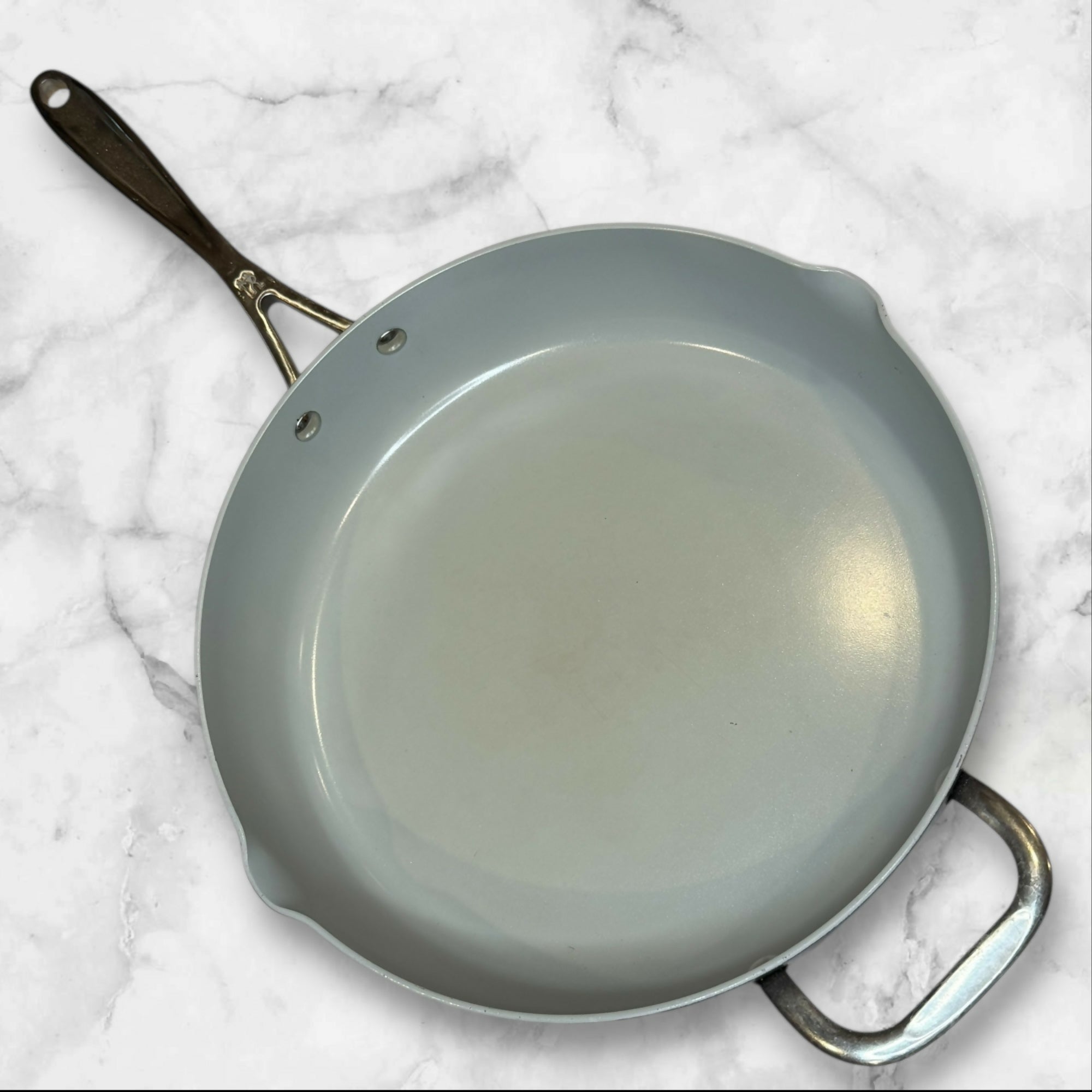 Zwilling Henckels 3 Qt Ceramic Nonstick Sauté Pan Gray | Great Condition