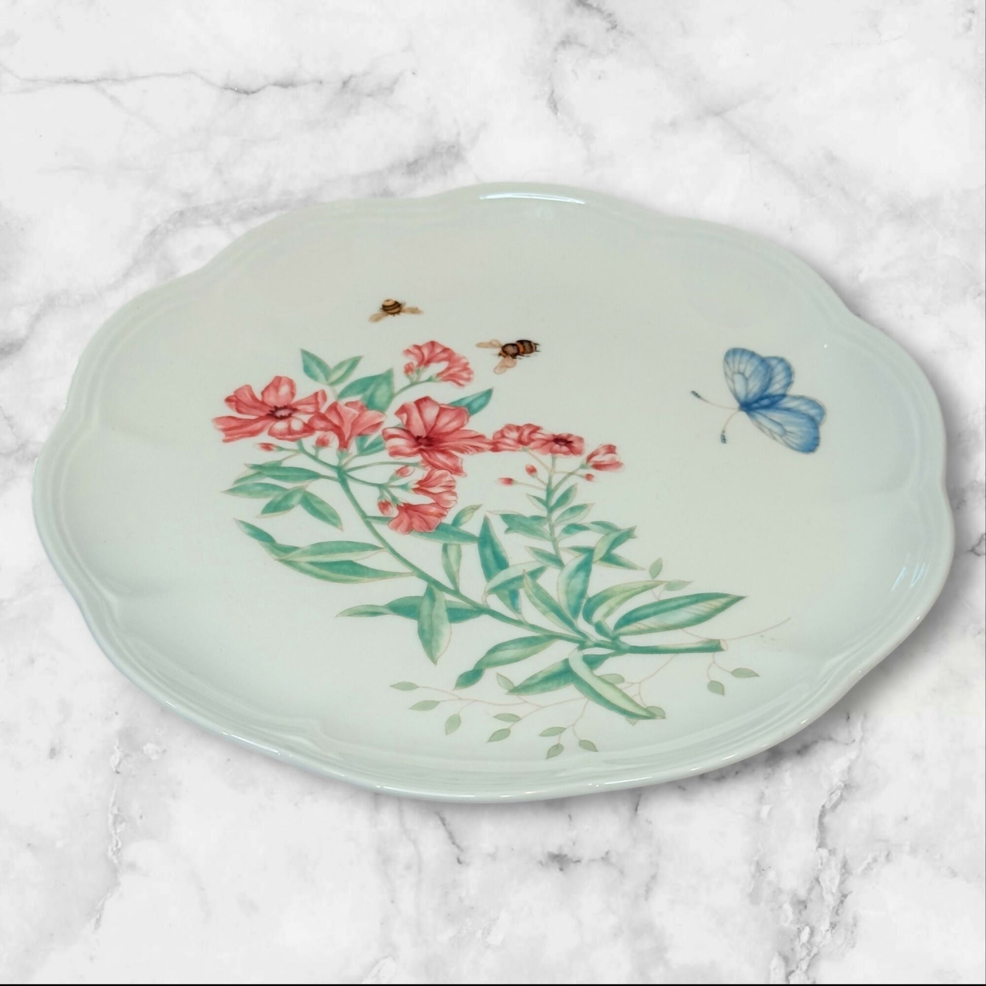 Lenox Butterfly Meadow Porcelain Dinnerware Set of 8 | Gently Used | Excellent